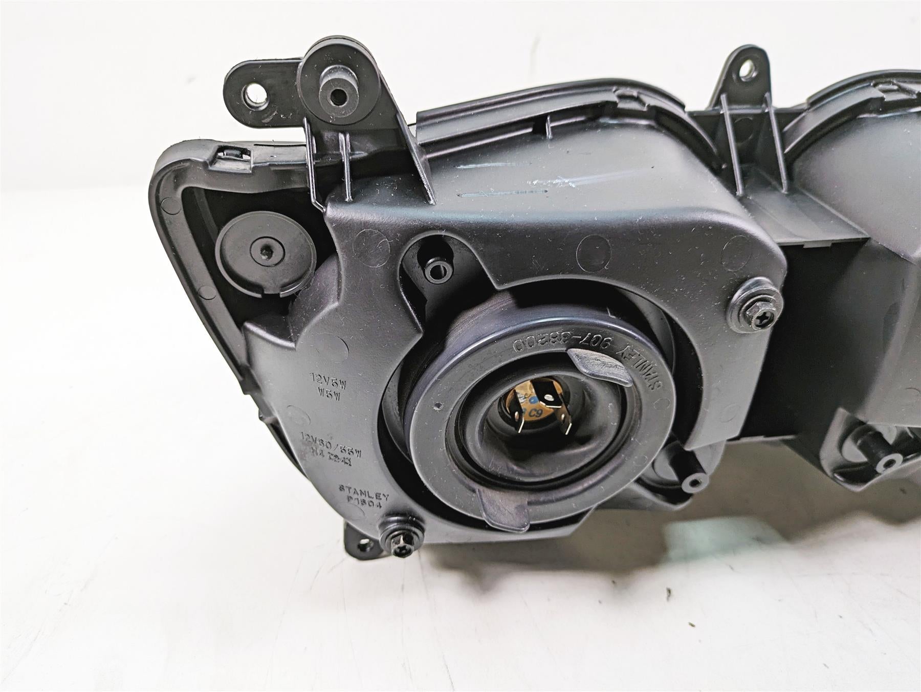 2002 Yamaha FZ1 FZS1000 Fazer Headlight Head Light Lamp - Read 5LV-84310-20-00 {{ shop.shopifyCountryName }} - Mototech271