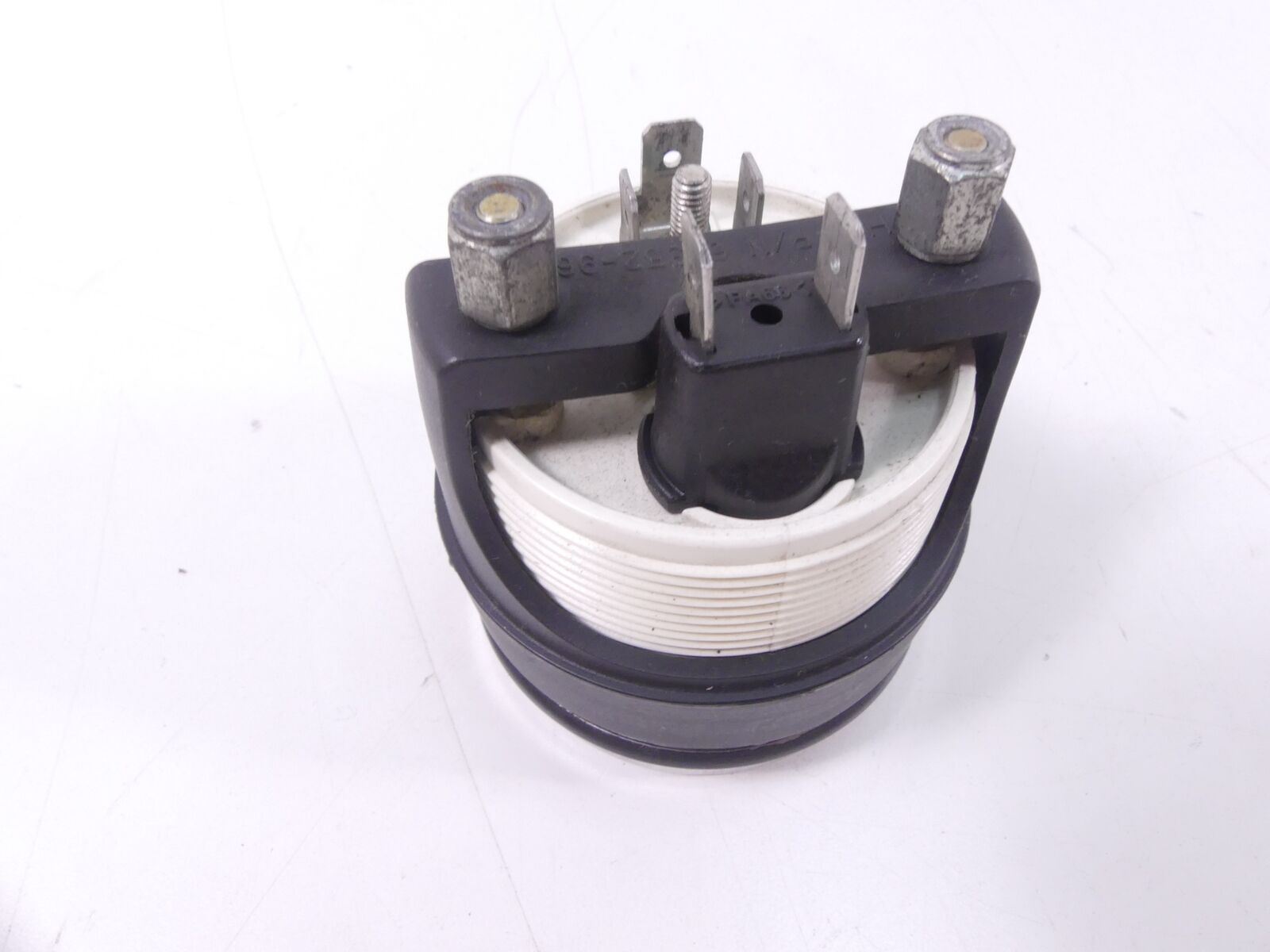 2000 Harley Touring FLHTCI Electra Glide Oil Pressure Gauge 75032-99B {{ shop.shopifyCountryName }} - Mototech271