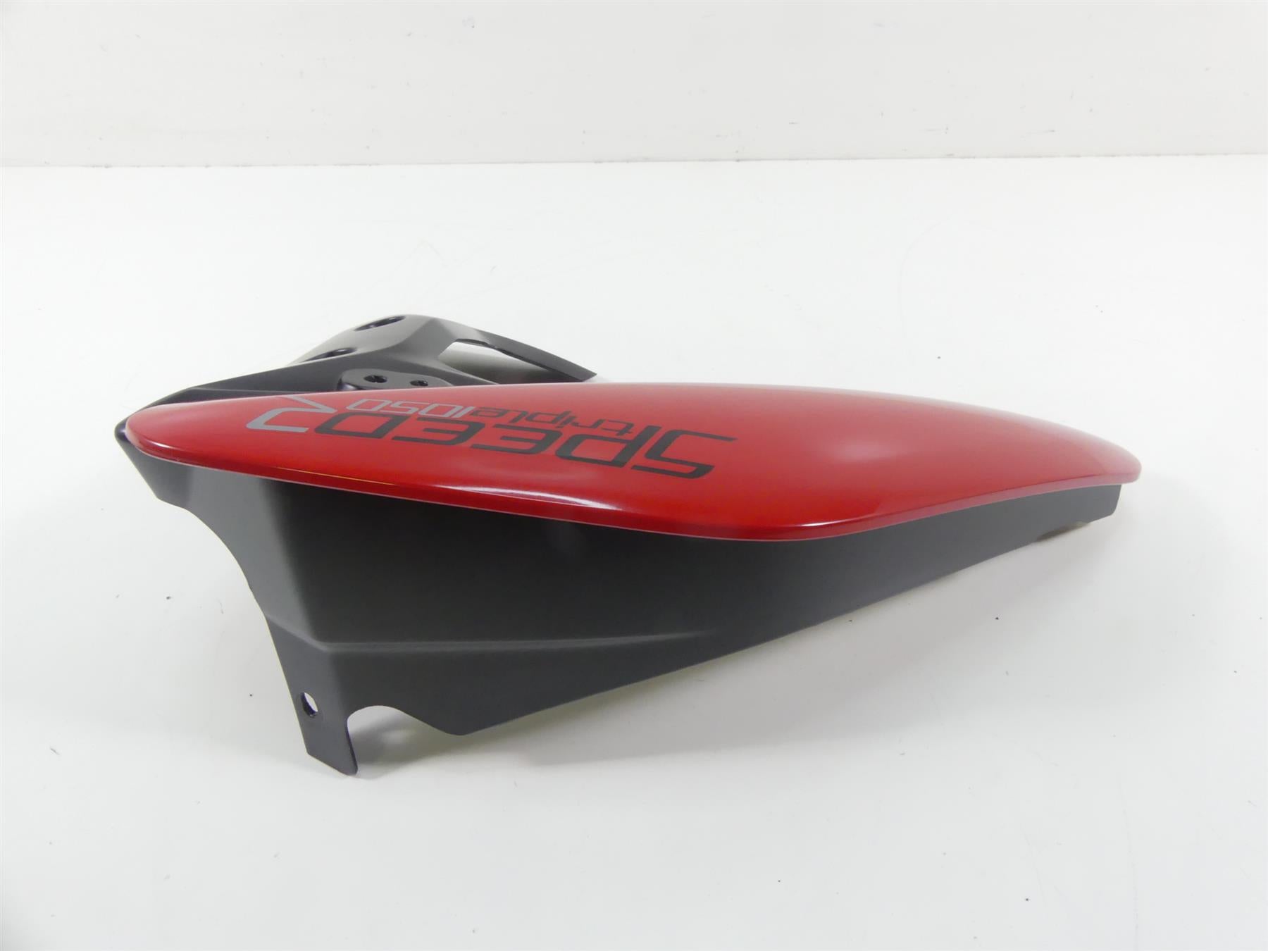 2015 Triumph 1050 Speed Triple R Right Red Radiator Cover Fairing T2103020 {{ shop.shopifyCountryName }} - Mototech271