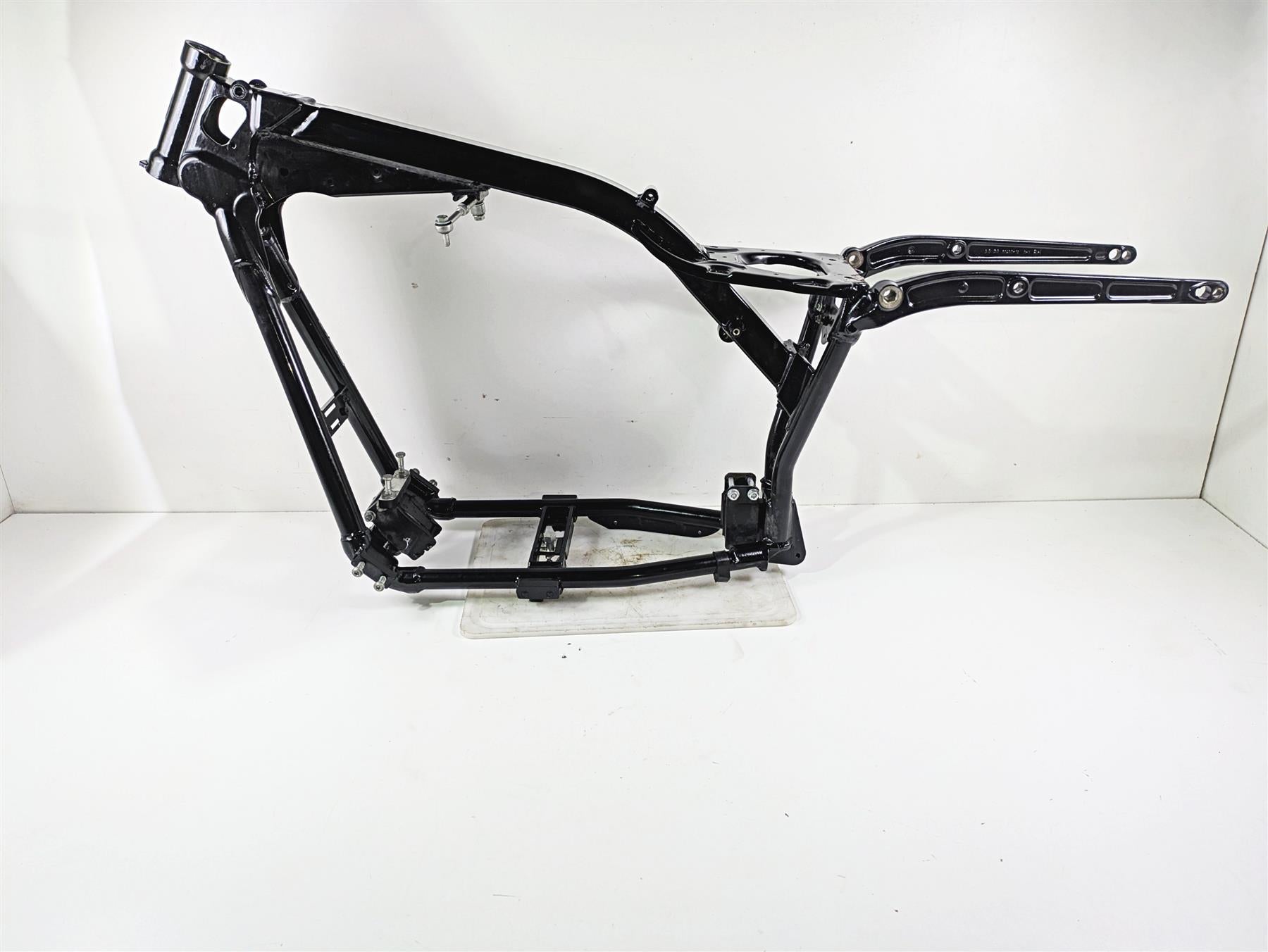 2014 Harley FXDF Dyna Fat Bob Straight Frame Chassis 29dgr -With Clean Virginia Title - 47760-10A {{ shop.shopifyCountryName }} - Mototech271