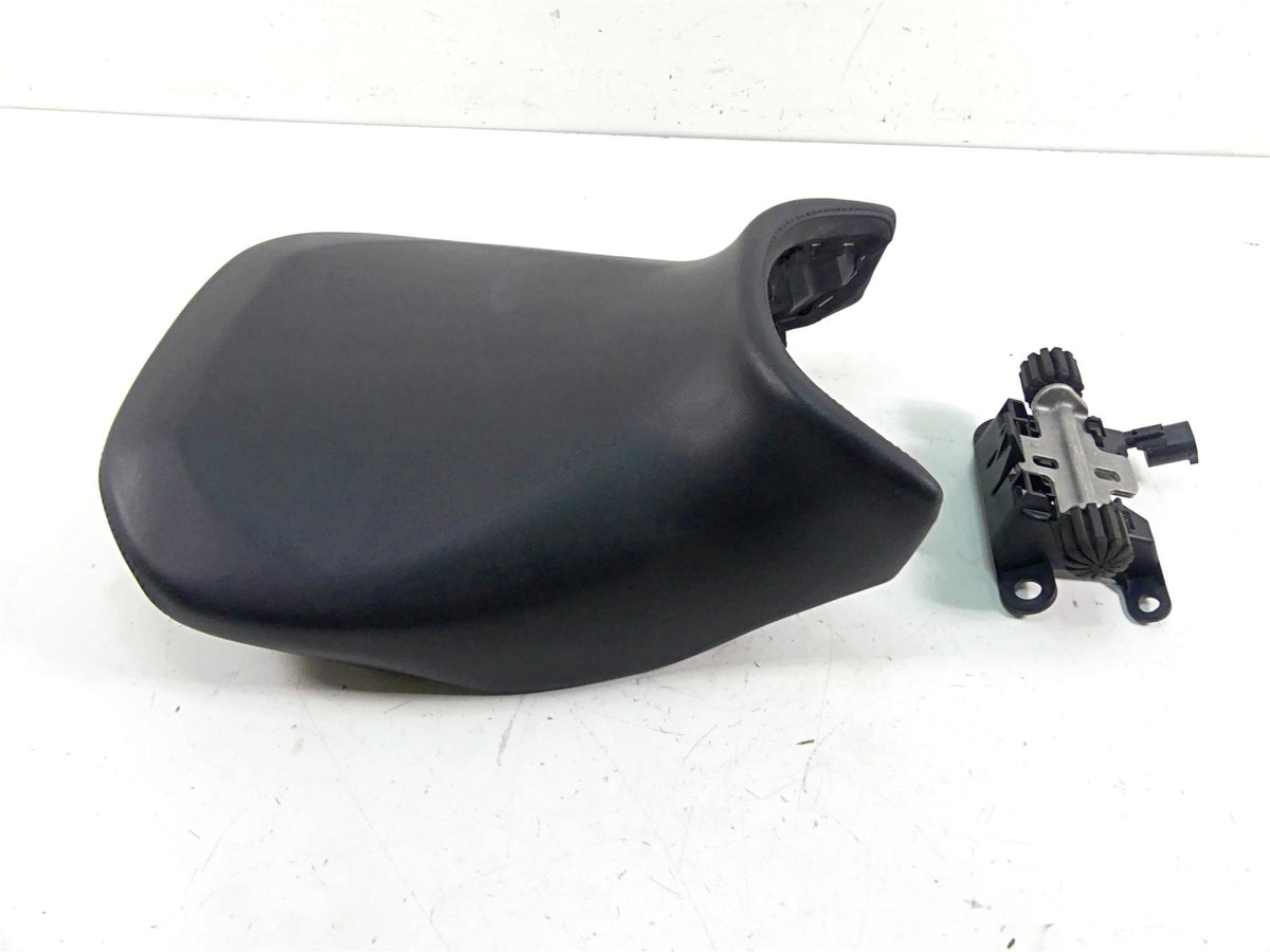 2015 BMW R1200GS GSW K50 Front Driver Low Seat Saddle - No Tears 52538532736 {{ shop.shopifyCountryName }} - Mototech271