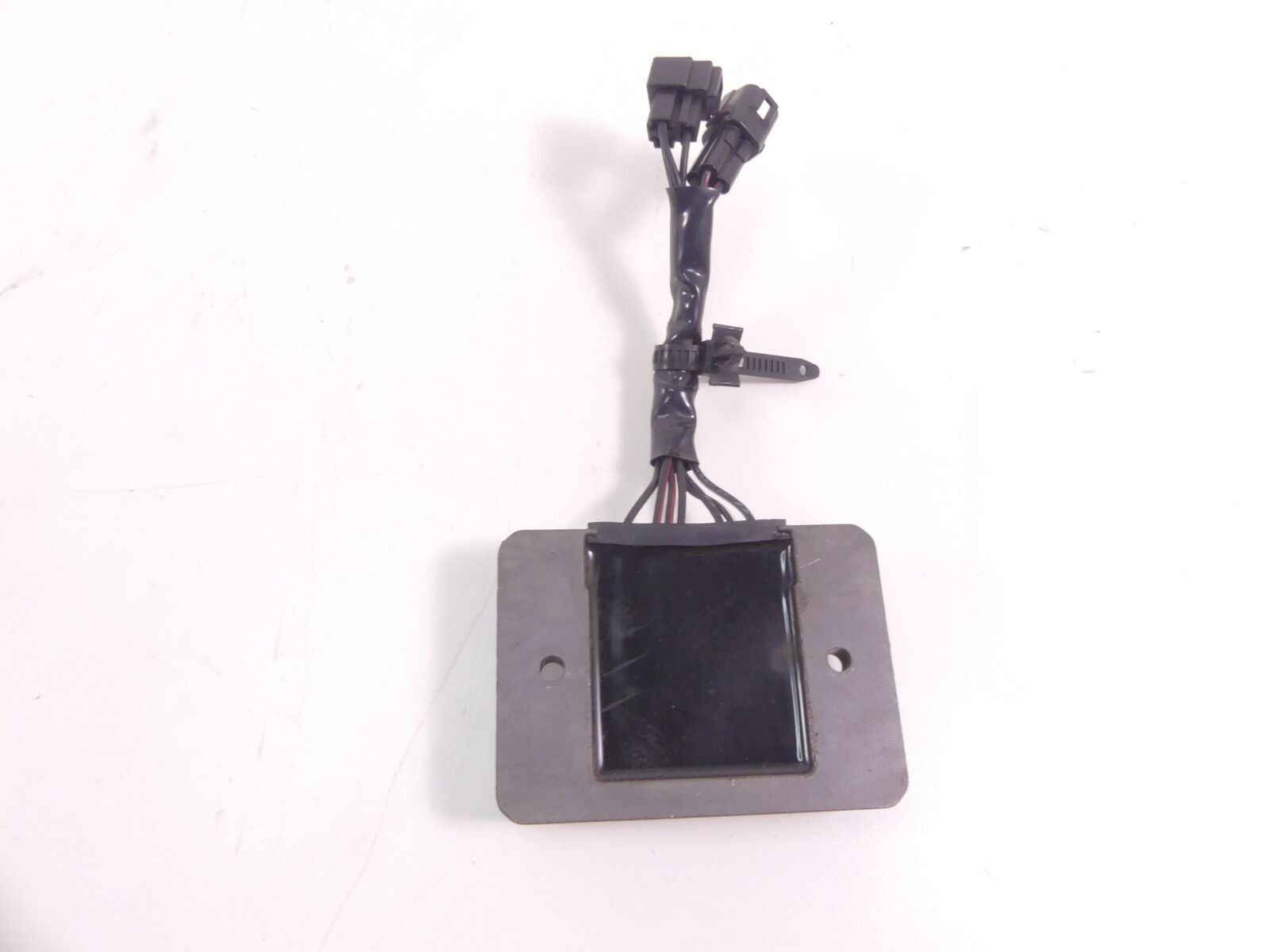 2007 Suzuki VL800 C50 Boulevard Rectifier Voltage Regulator 32800-47H00 {{ shop.shopifyCountryName }} - Mototech271