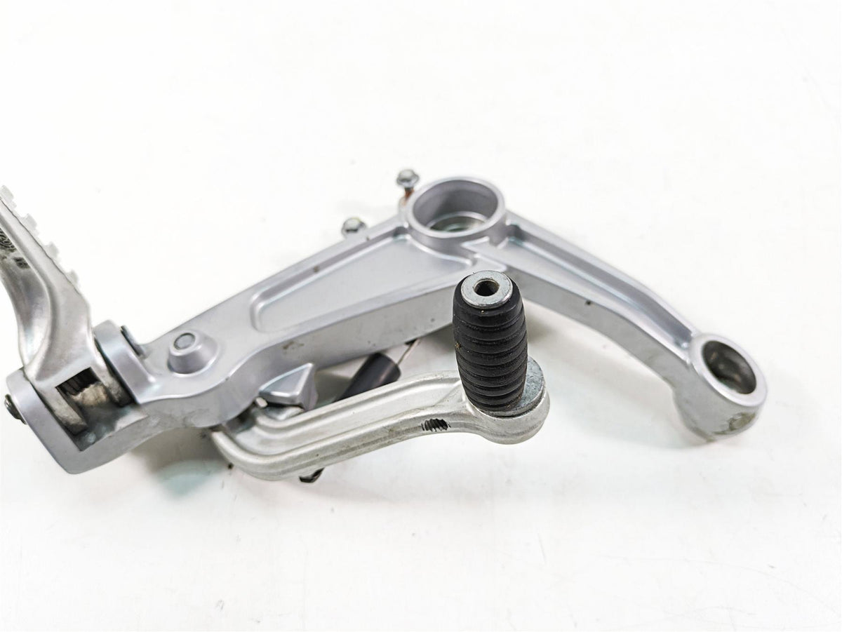 2021 Aprilia RS660 Left Rider Footpeg & Brake Pedal 2B005202 {{ shop.shopifyCountryName }} - Mototech271