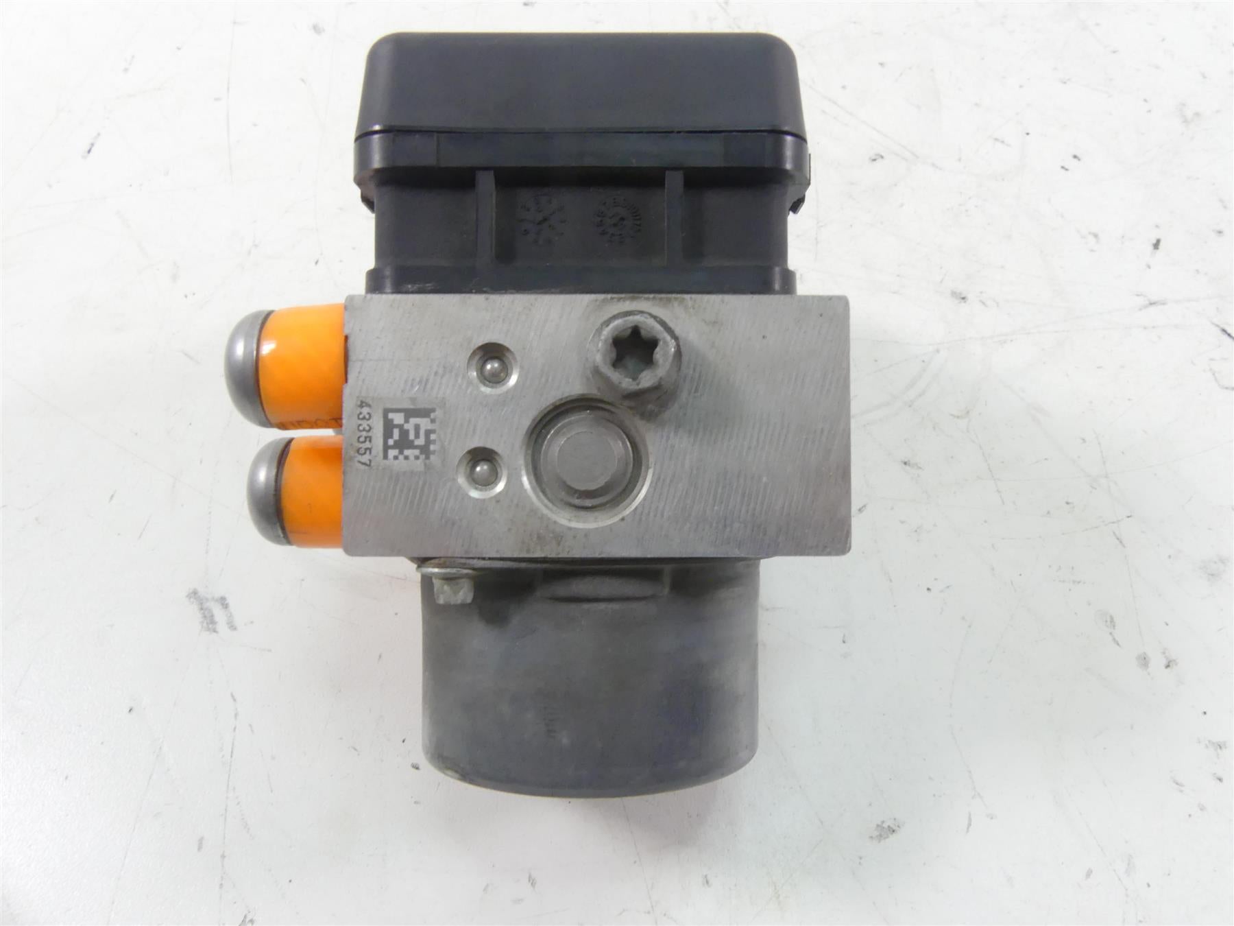 2015 KTM 1290R Super Duke Abs Brake Pump Module Unit Control 61342031000 {{ shop.shopifyCountryName }} - Mototech271