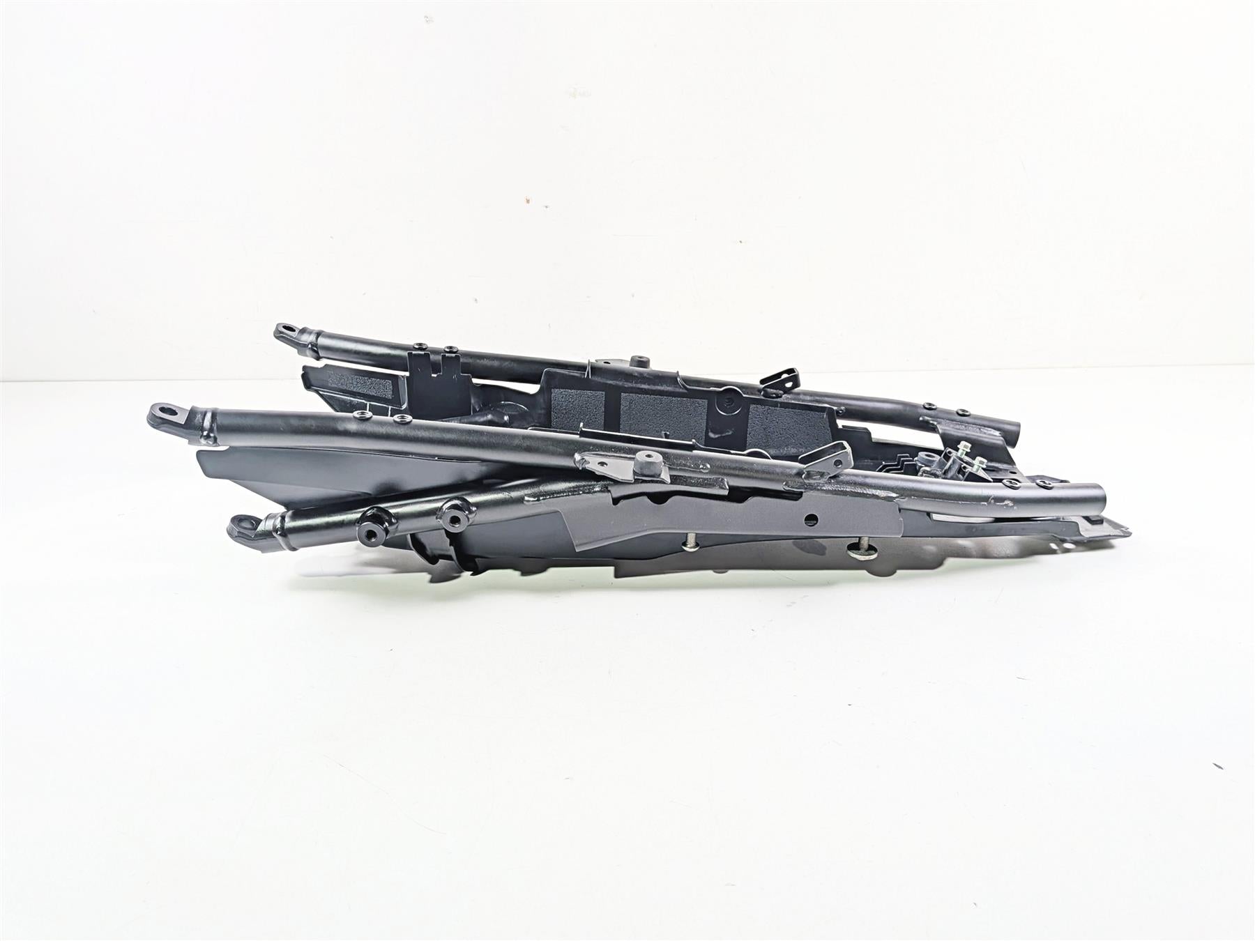 2023 Yamaha MT10 MTN1000 Subframe Sub Frame & Inner Fender B5Y-21190-00-00 {{ shop.shopifyCountryName }} - Mototech271