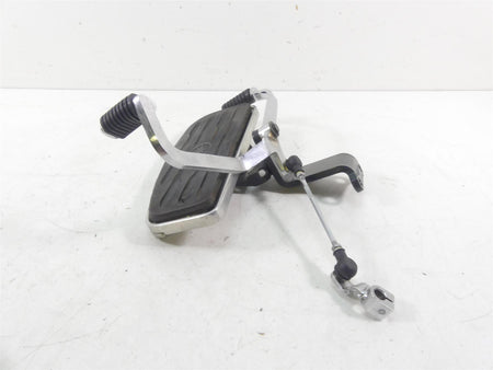 2002 Yamaha XVS1100 V-Star Left Footboard Floor Board + Shifter 5KS-27410-00-00 {{ shop.shopifyCountryName }} - Mototech271