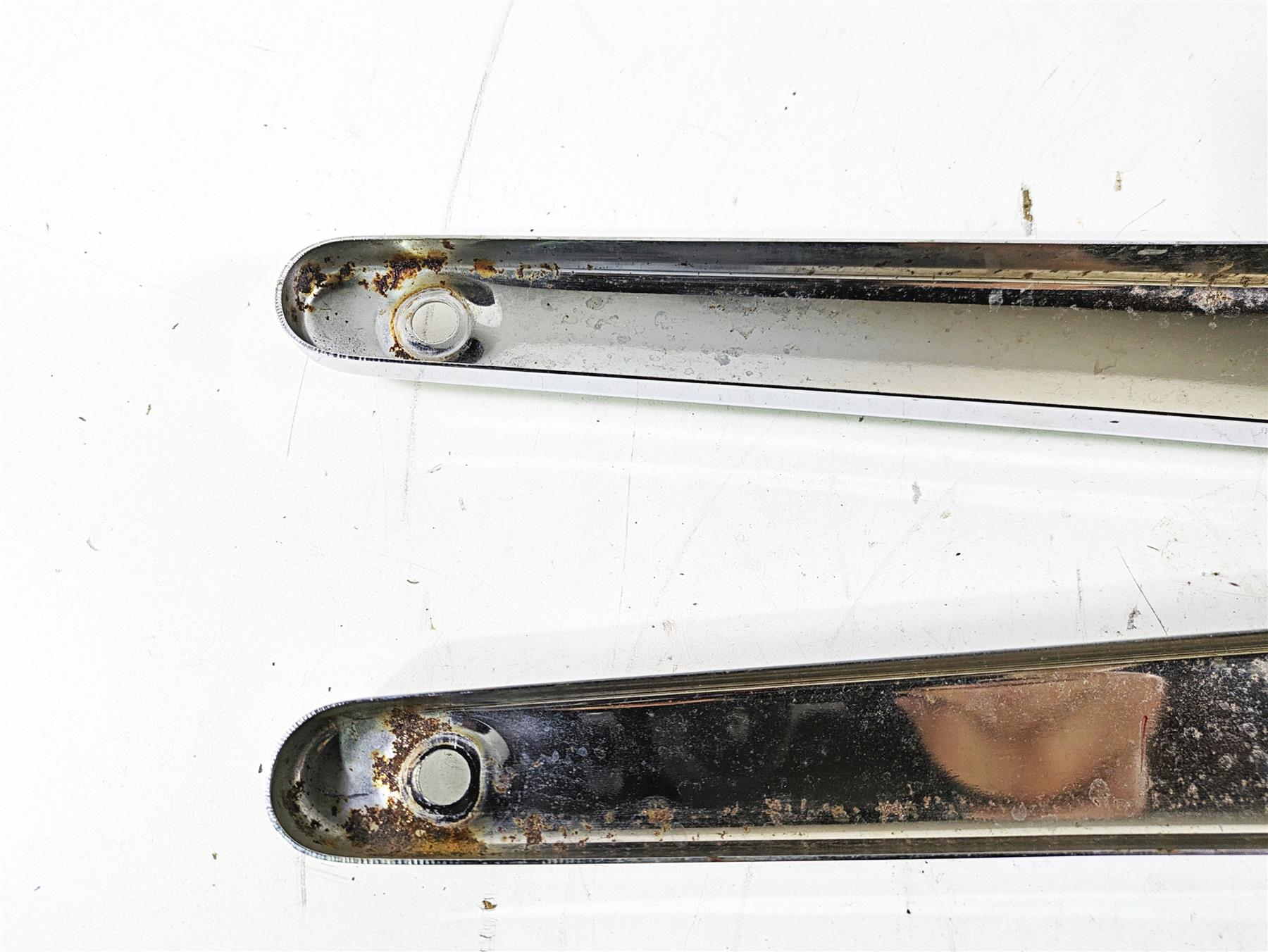 2012 Harley FLD Dyna Switchback Rear Fender Struts Covers 60877-12 60878-12 {{ shop.shopifyCountryName }} - Mototech271