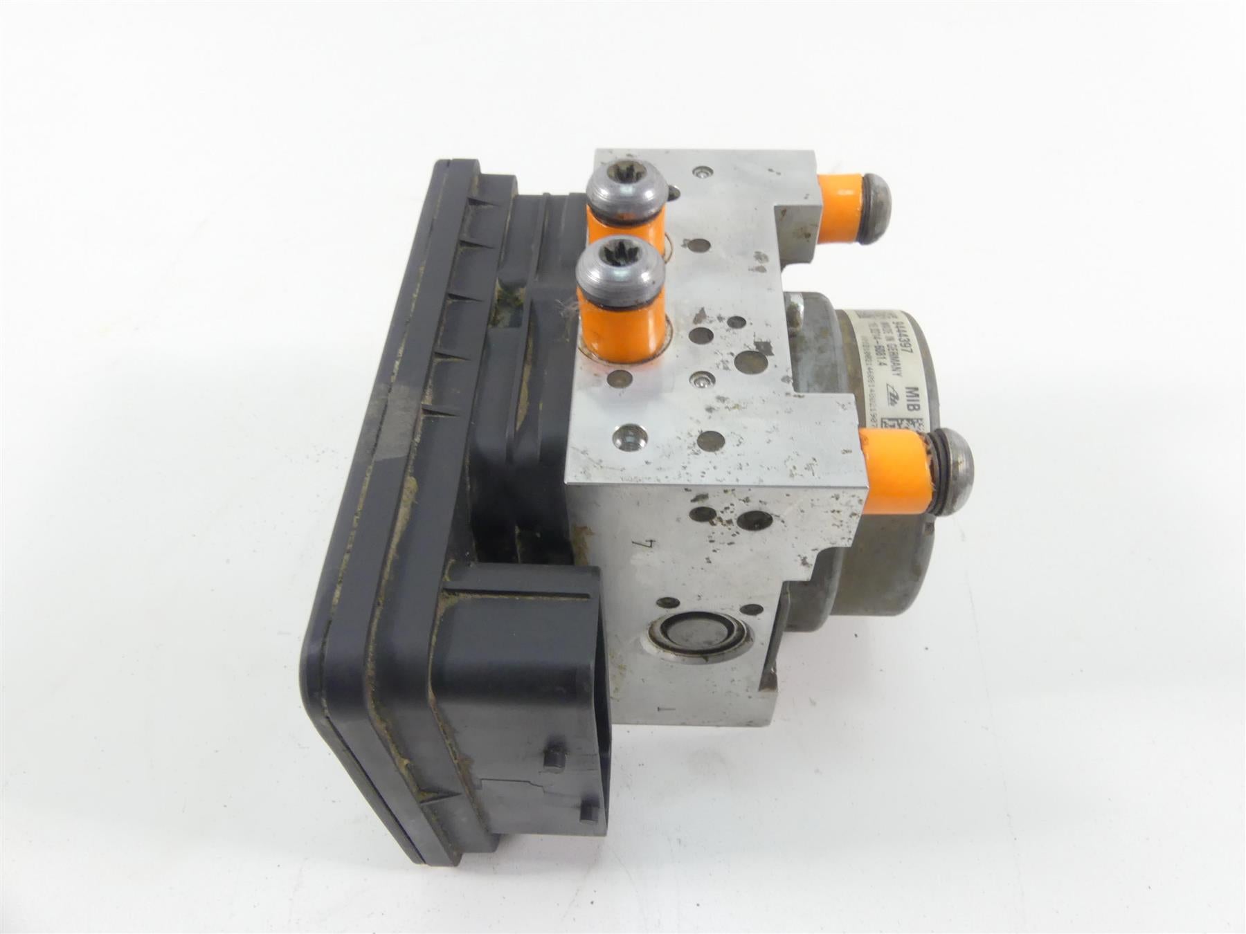2019 BMW R1250GS K50 Abs Brake Pump Unit Module 34519898518 34519444398 {{ shop.shopifyCountryName }} - Mototech271