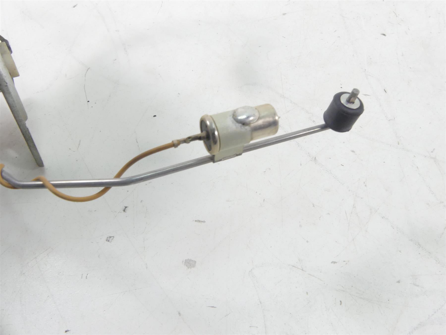 2008 Honda V-Twin VTX1800 N3 Fuel Level Reserve Sensor 37810-MCV-N11 {{ shop.shopifyCountryName }} - Mototech271