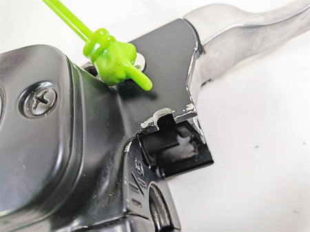 2004 Harley Touring FLTRI Road Glide Front Brake Master Cylinder 11/16 41700737-Mototech271