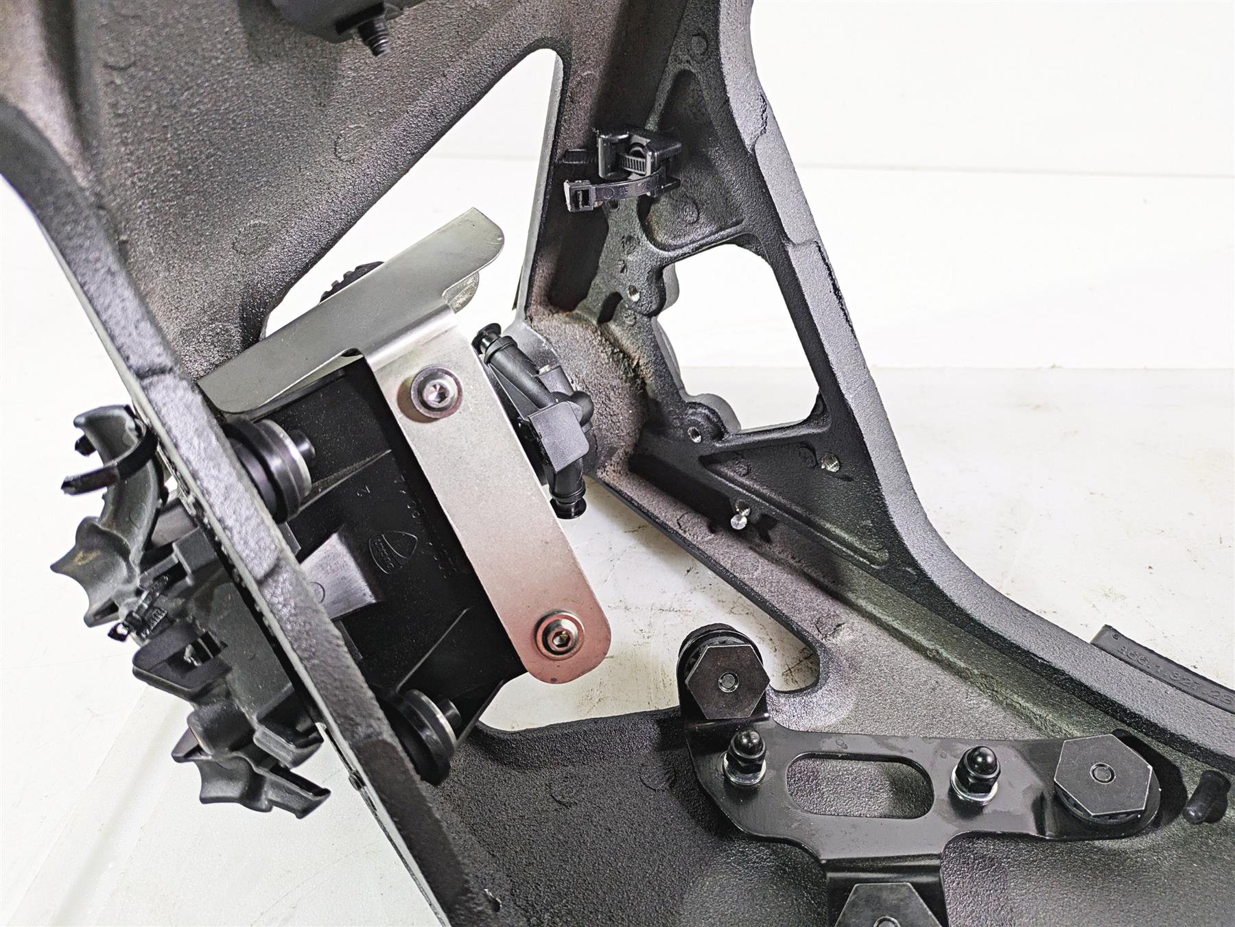 2023 Ducati Monster 937 SP Straight Frame Chassis - Nice Shape With Tennessee Salvage Title 47111852DA {{ shop.shopifyCountryName }} - Mototech271