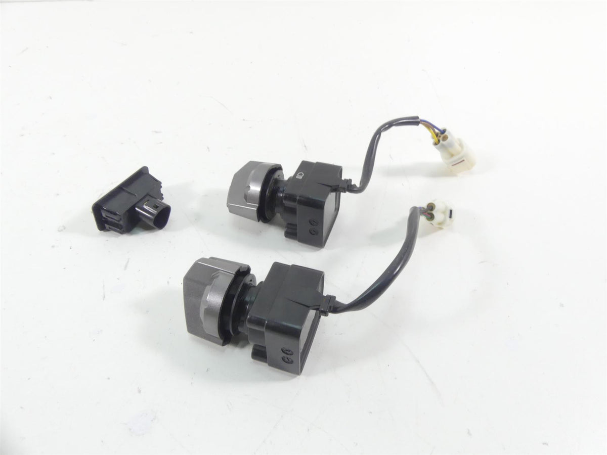 2017 Yamaha YXZ1000R EPS SS Lights Awd Switch Indicator Set 2HC-82526-00-00 {{ shop.shopifyCountryName }} - Mototech271