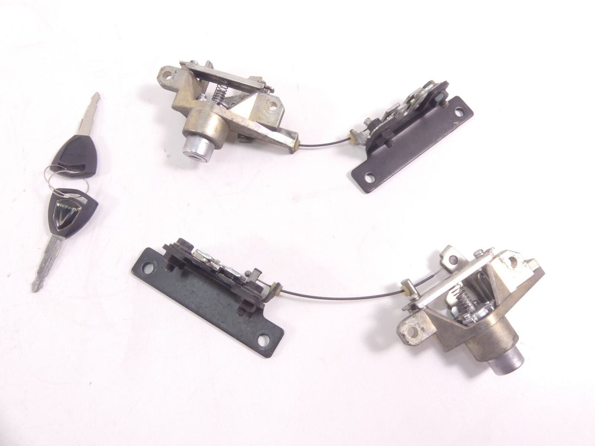 2009 Victory Vision Tour Ignition Switch Key Luggage Seat Lock Set 1015274 {{ shop.shopifyCountryName }} - Mototech271