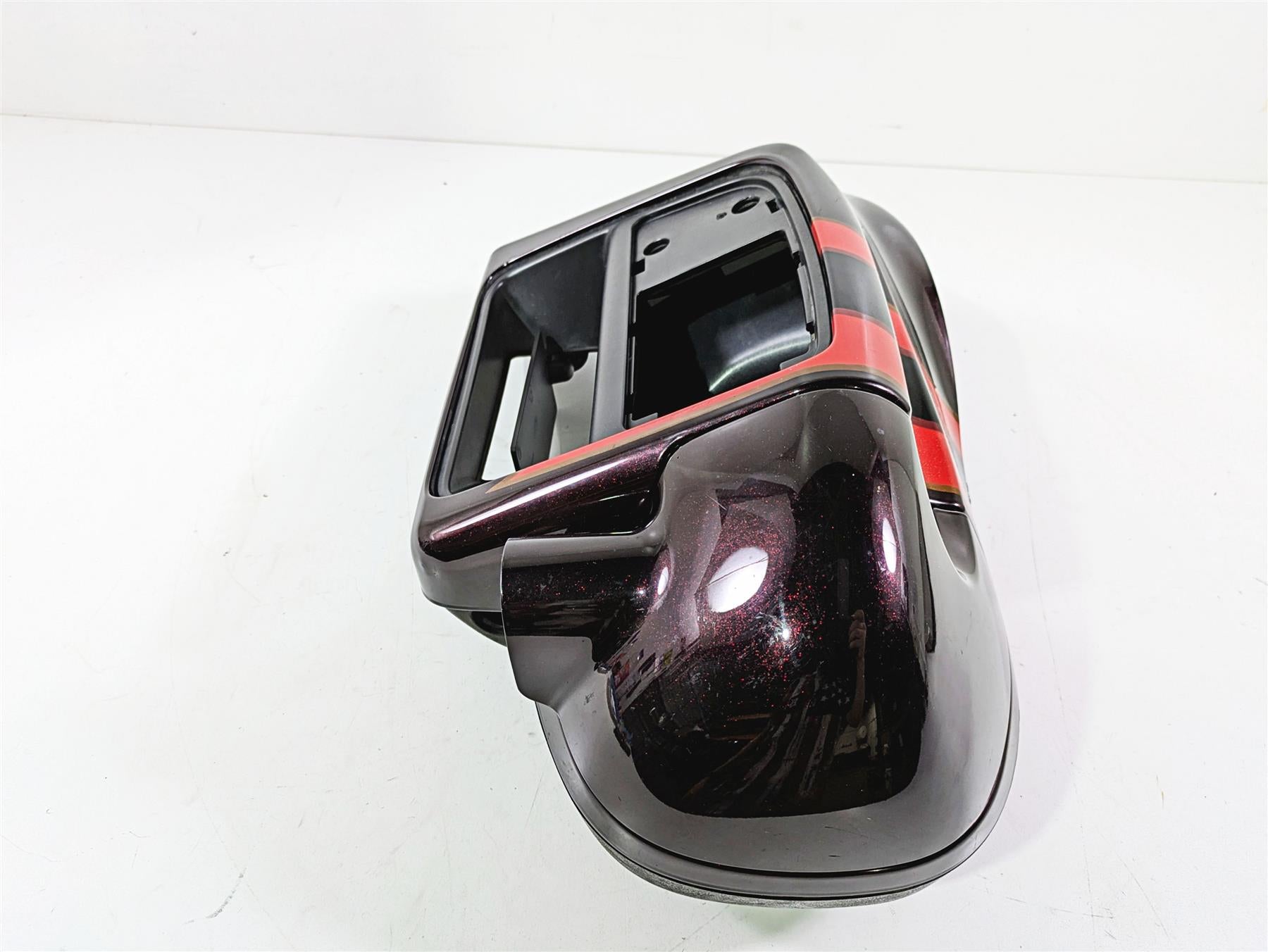 2017 Harley Touring FLHTKSE CVO E-Glide Right Lower Leg Fairing Cover 57100114 {{ shop.shopifyCountryName }} - Mototech271