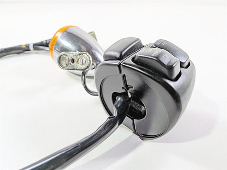 2009 Harley FXCWC Softail Rocker Left Hand Control Switch Turn Signal 71682-06 {{ shop.shopifyCountryName }} - Mototech271