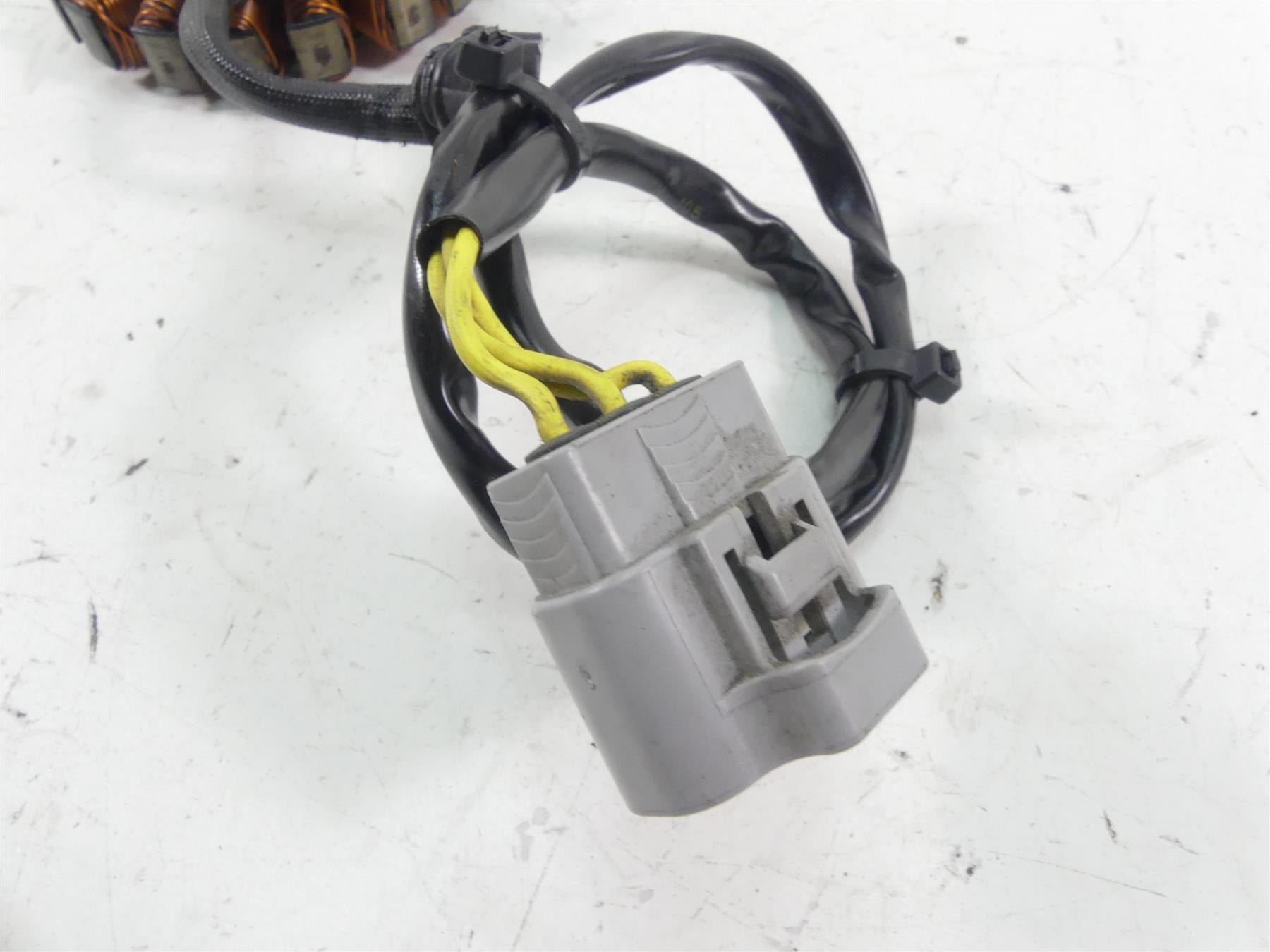 2015 KTM 1290R Super Duke Stator Alternator Generator Magneto 60339004000 {{ shop.shopifyCountryName }} - Mototech271