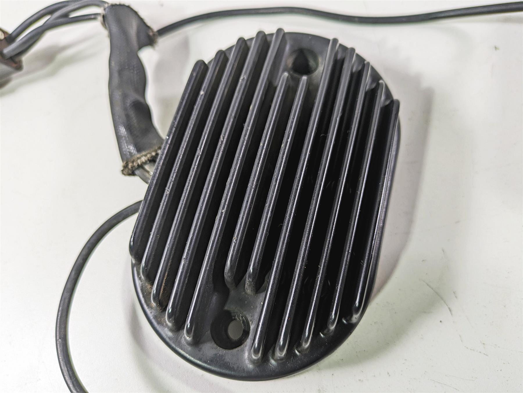 2003 Harley FLSTC Softail Heritage 100th Rectifier Voltage Regulator 74540-01 {{ shop.shopifyCountryName }} - Mototech271