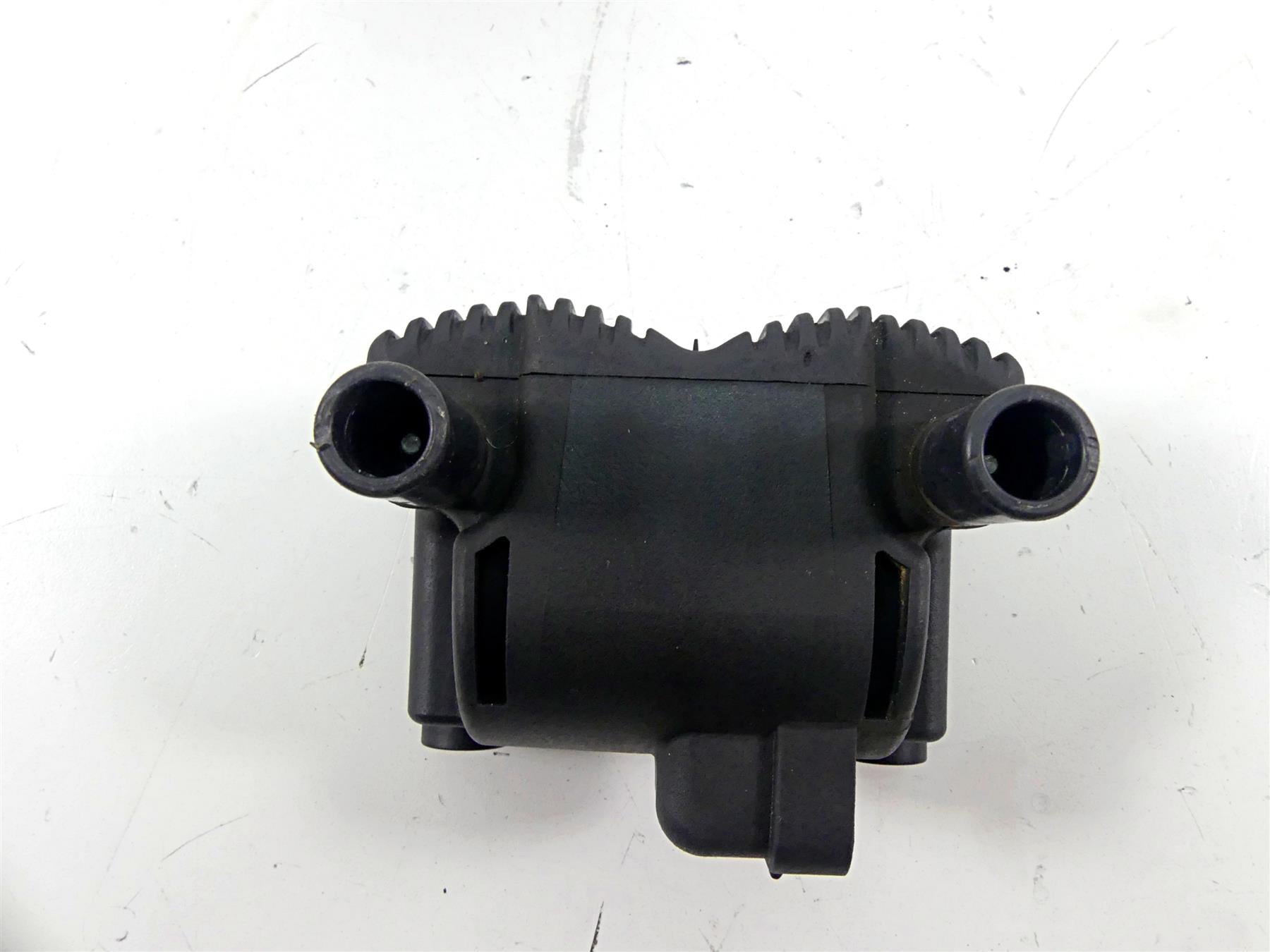 2002 Harley FLSTCI Softail Heritage Ignition Coil & Chrome Cover 31743-01 {{ shop.shopifyCountryName }} - Mototech271