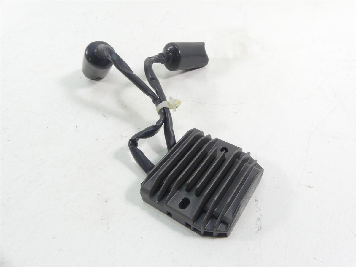 2004 Honda CBR1000RR SC57 Rectifier Voltage Regulator 31600-MEL-013 FH008EB {{ shop.shopifyCountryName }} - Mototech271