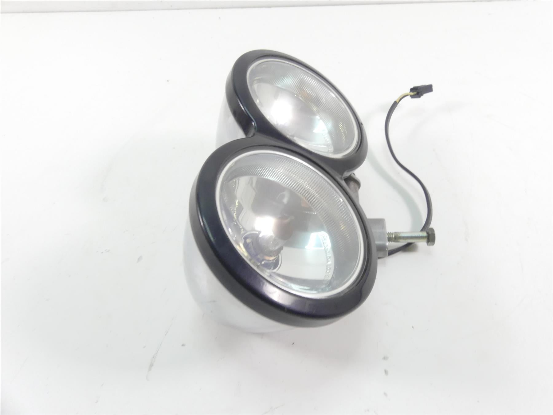 2014 Harley FXDF Dyna Fat Bob Dual Chrome Headlight Head Light Lamp 67700167 {{ shop.shopifyCountryName }} - Mototech271
