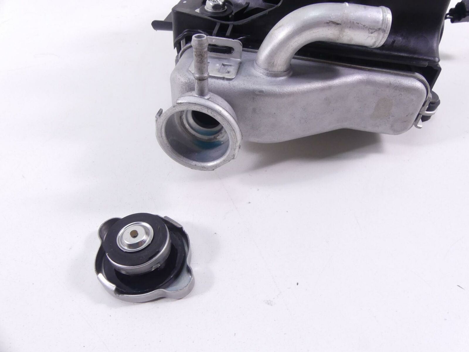 2018 Honda CRF1000 Africa Twin Right Radiator Fan Reservoir 19010-MJP-A61 {{ shop.shopifyCountryName }} - Mototech271