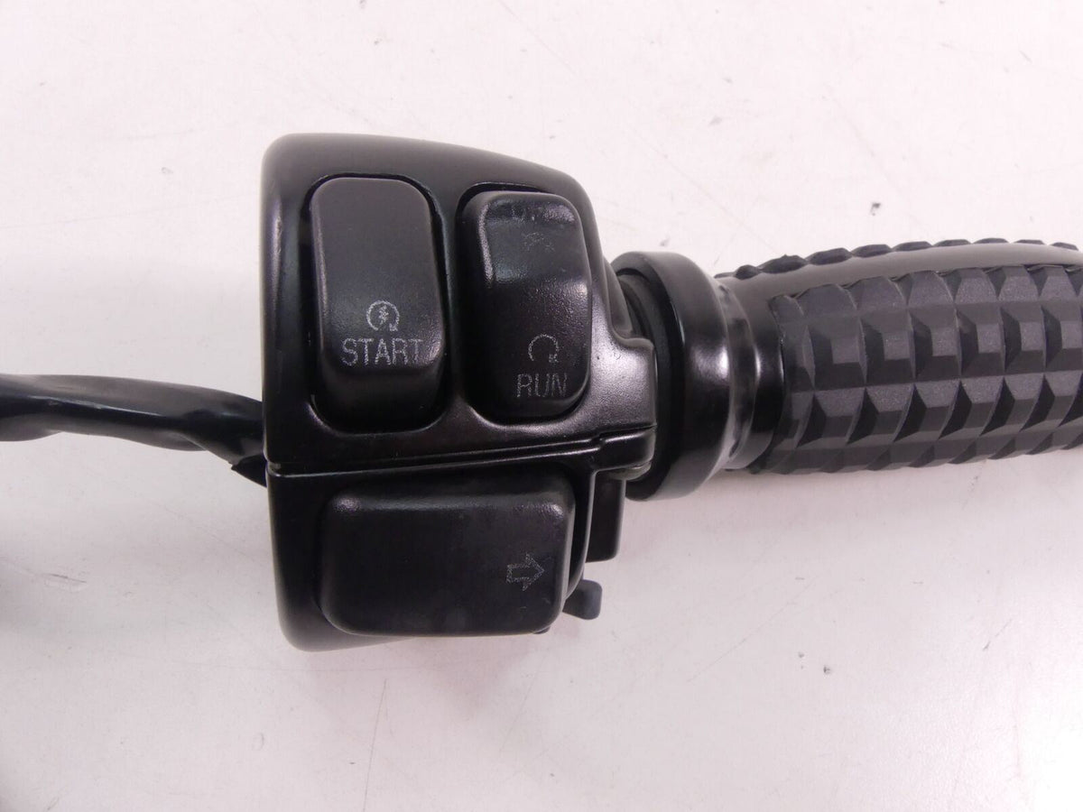 2009 Harley XR1200 X Sportster Right Control Switch Start Kill Throttle 71684-06 {{ shop.shopifyCountryName }} - Mototech271