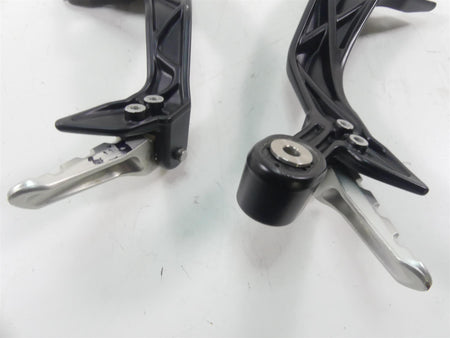 2022 Indian FTR1200 S Rear Passenger Footpeg Foot Peg Bracket Set 1024090 {{ shop.shopifyCountryName }} - Mototech271