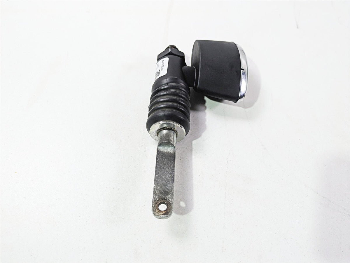 2017 Indian Chieftain Limited Rear Brake Master Cylinder 2206307 {{ shop.shopifyCountryName }} - Mototech271