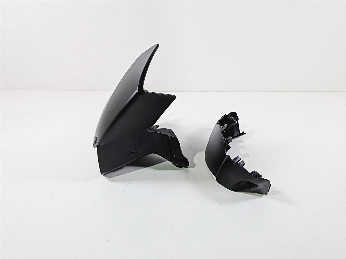 2019 Triumph Speed Triple RS 1050 Front Visor Fly Screen & Air Inlet T2303582 {{ shop.shopifyCountryName }} - Mototech271