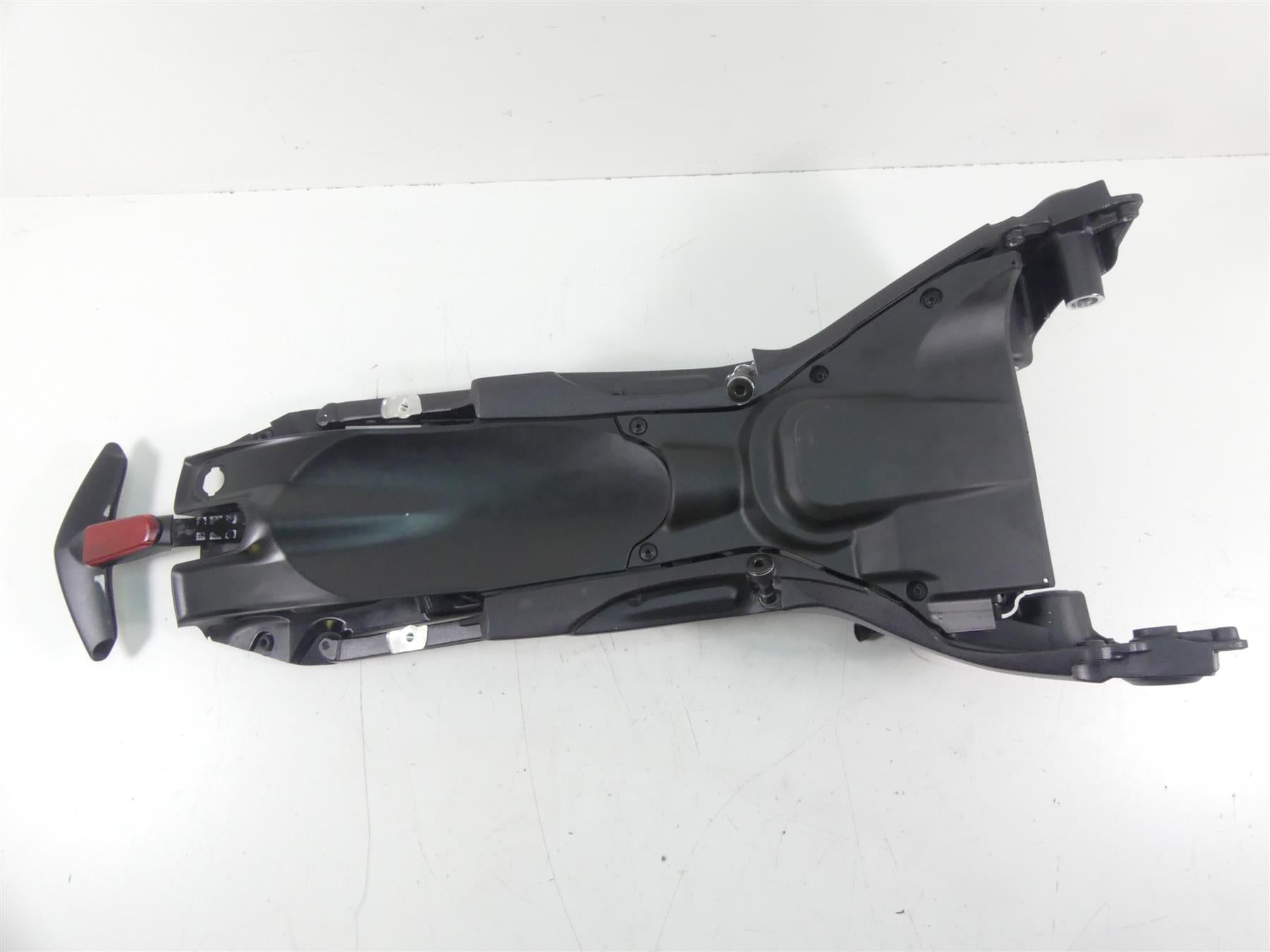 2015 Ducati Diavel Carbon Red Subframe + Inner Fender Set - Read 47110224CB {{ shop.shopifyCountryName }} - Mototech271
