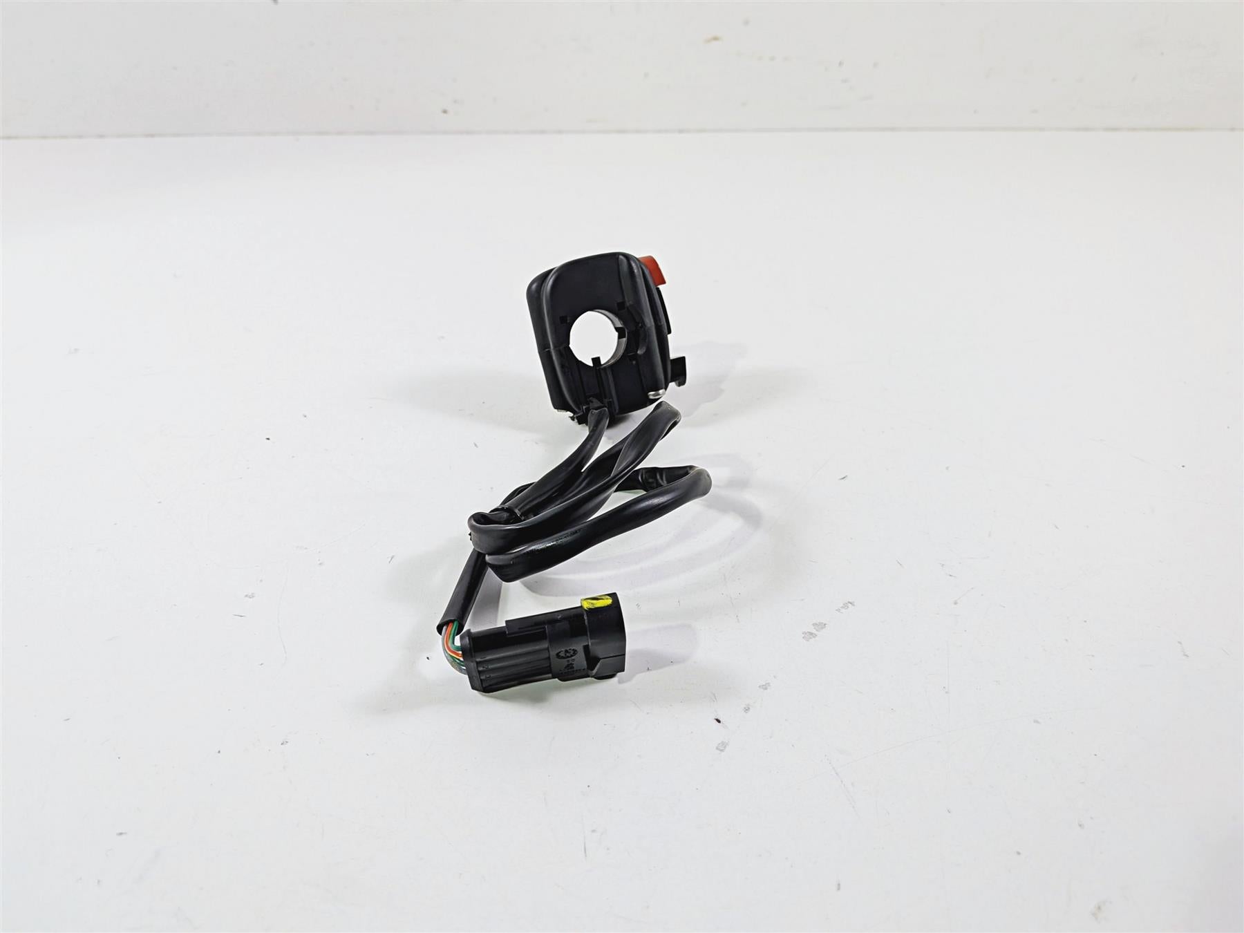 2018 Aprilia RSV4 RR Right Hand Control Switch Domino B045021 {{ shop.shopifyCountryName }} - Mototech271