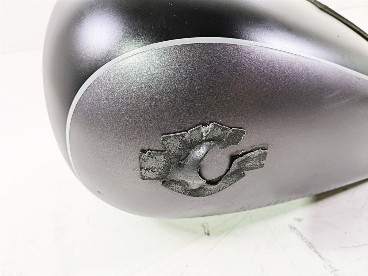 2017 Harley FLS Softail Slim Two Tone Fuel Tank - Dented - Read 61625-11 {{ shop.shopifyCountryName }} - Mototech271