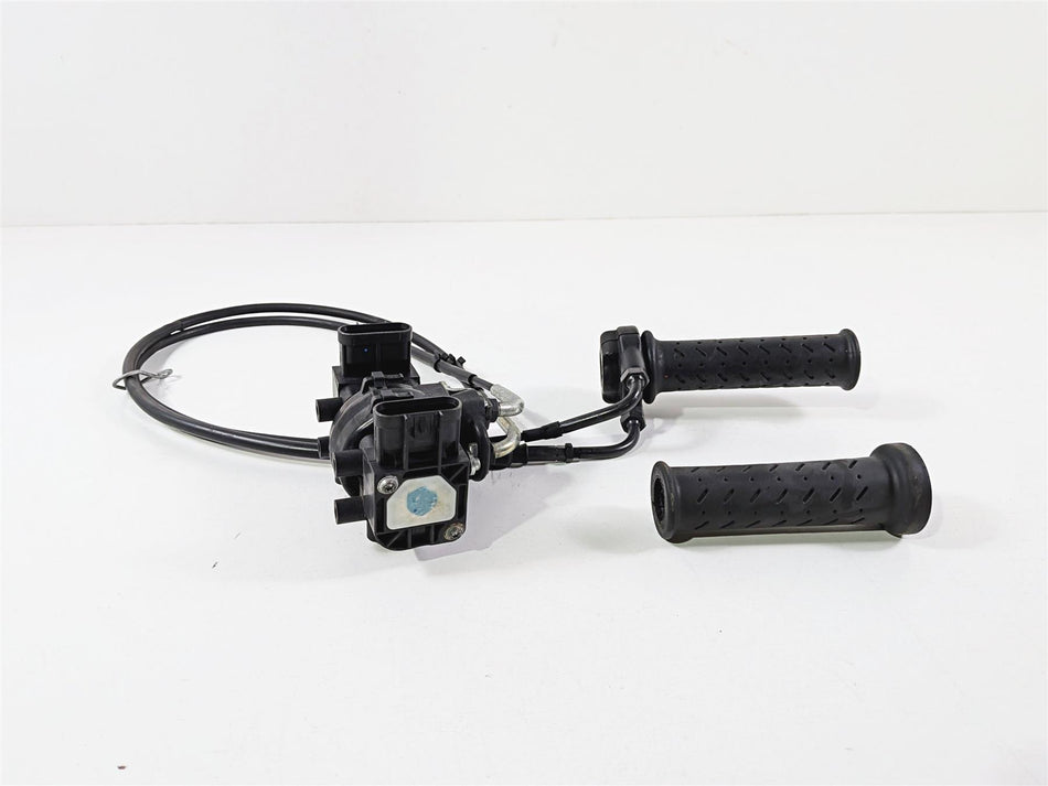2014 Aprilia RSV4 RR Factory Throttle & Acceleration Position Sensor B044414 {{ shop.shopifyCountryName }} - Mototech271
