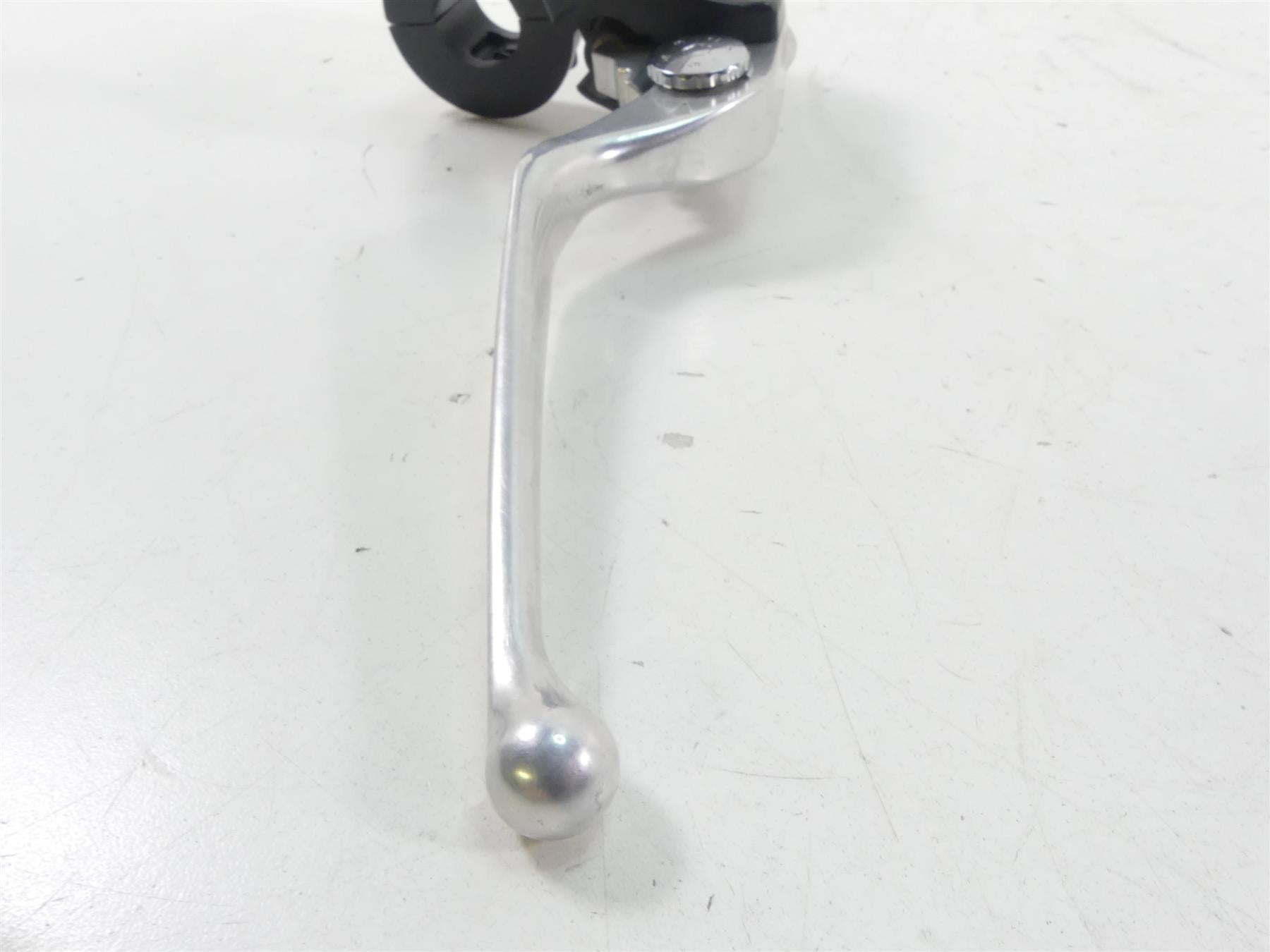 2011 Victory Vision Tour Front Brake Master Cylinder + Lever 1911378 1912685 {{ shop.shopifyCountryName }} - Mototech271