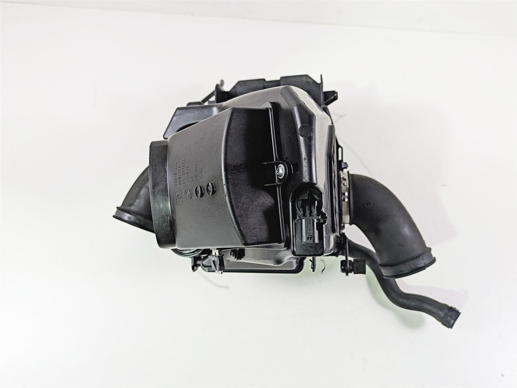 2022 BMW RnineT Pure K22 Air Box Breather Filter & All Tubes Set 13718405525 {{ shop.shopifyCountryName }} - Mototech271
