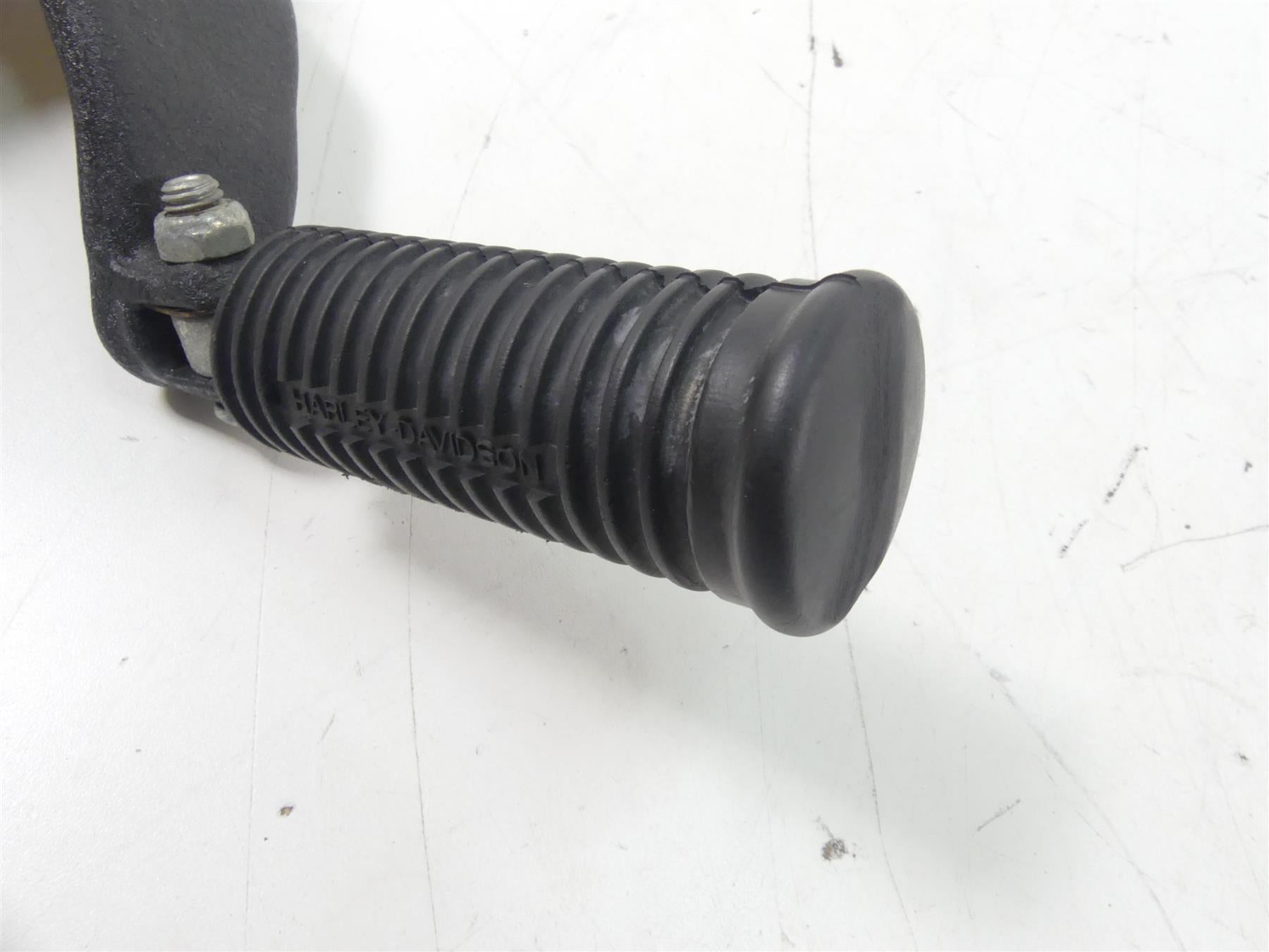 2009 Harley FXDF Dyna Fat Bob Front Left Mid Foot Control & Shifter 50667-07 {{ shop.shopifyCountryName }} - Mototech271