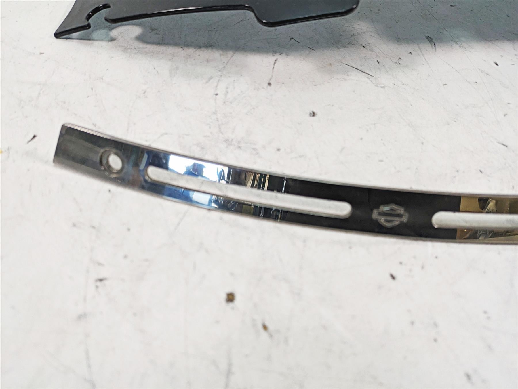 2010 Harley Touring FLHTCU Electra Glide Wind Shield Windshield Screen 7.5" {{ shop.shopifyCountryName }} - Mototech271