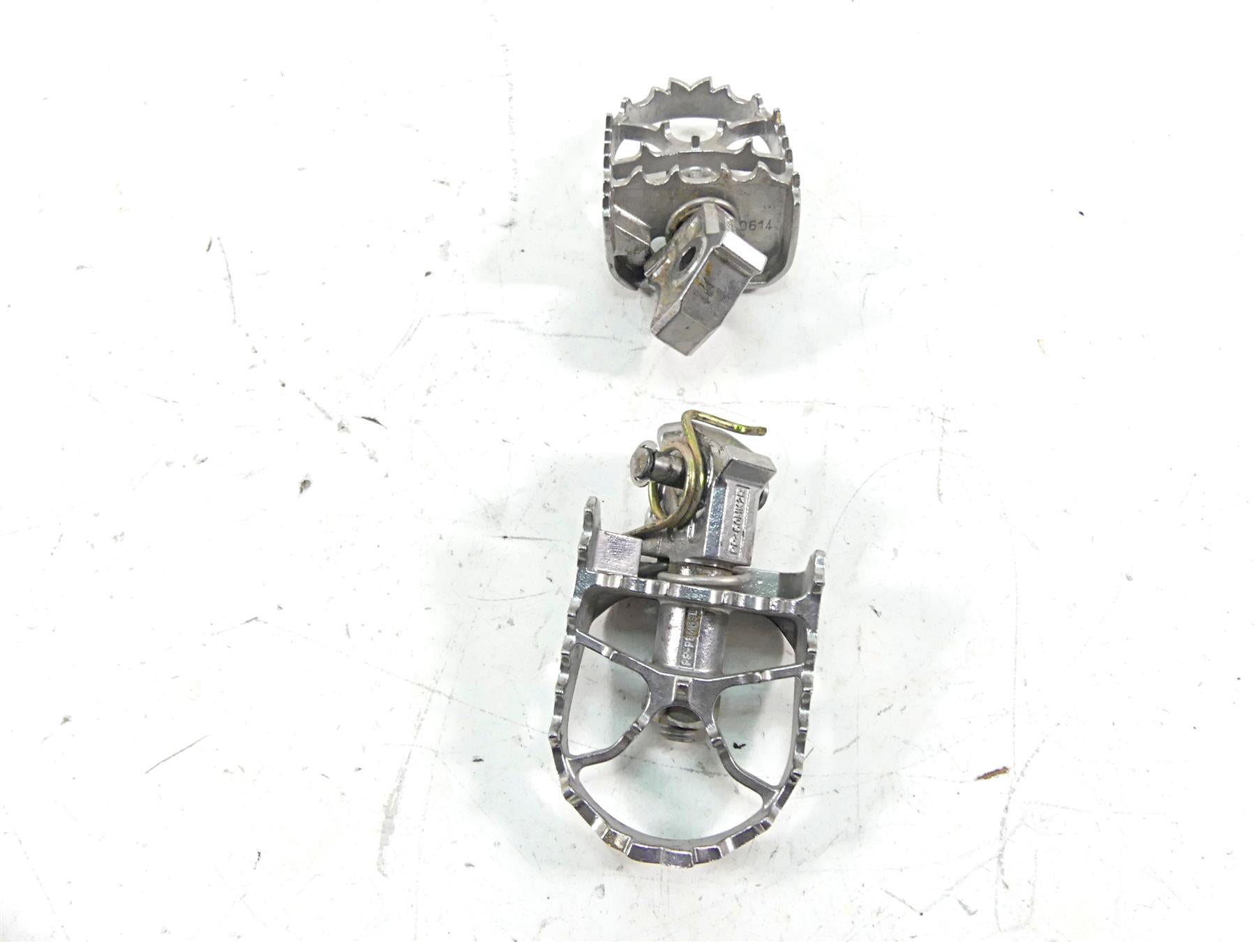 2015 BMW R1200GS GSW K50 Pivotpegz Mk3 Front Footpeg Set -Read PP-PBMK-3 {{ shop.shopifyCountryName }} - Mototech271