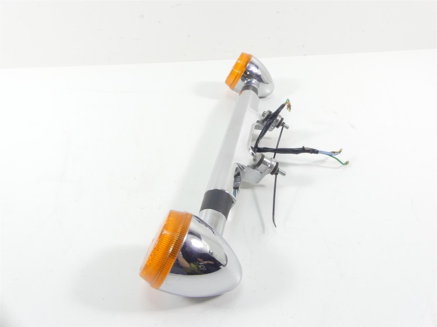 2003 Honda VT1100 C2 Shadow Sabre Front Blinker Turn Signal Set 33400-MBA-672 {{ shop.shopifyCountryName }} - Mototech271