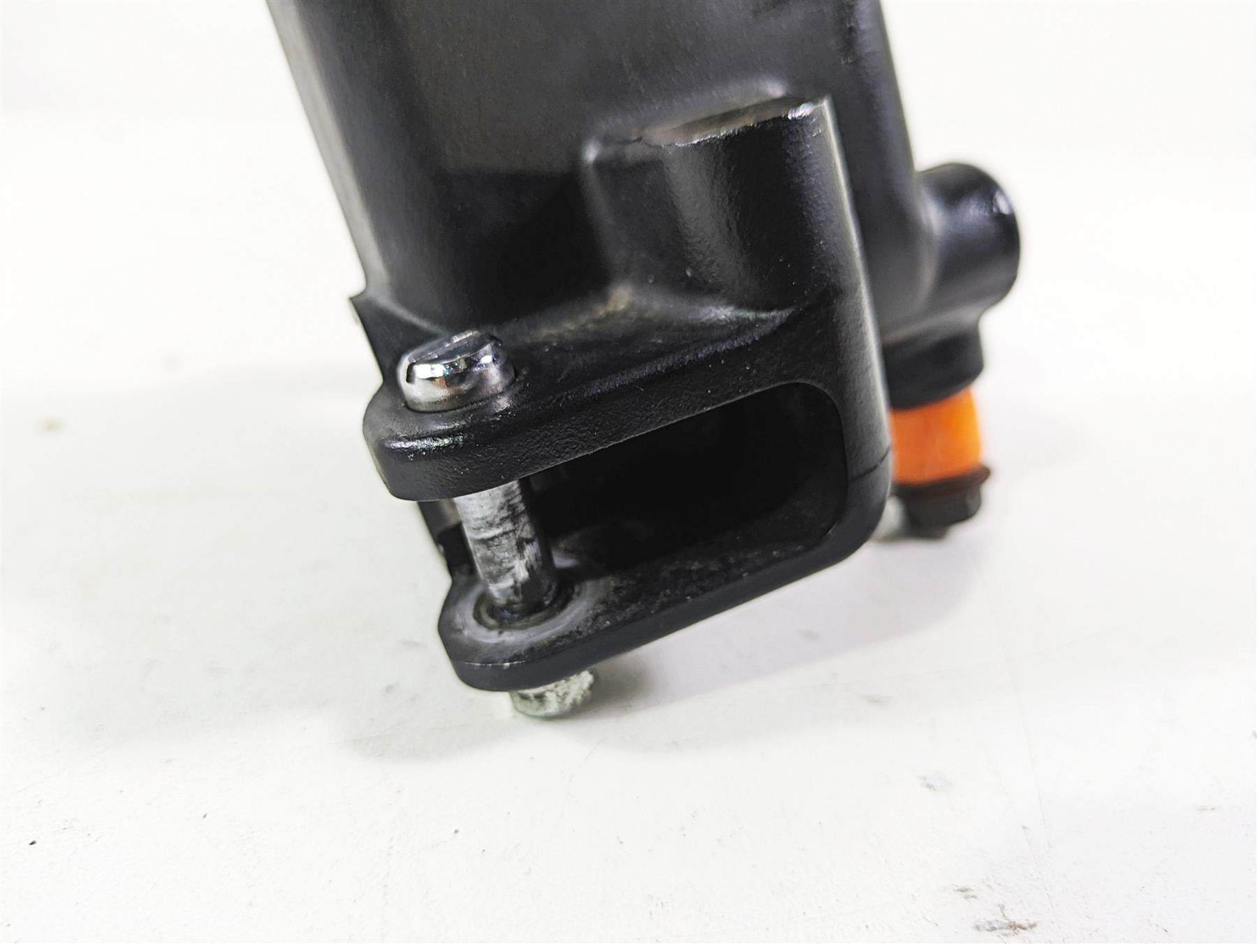 2018 Indian Chieftain Dark Horse Front Brake Master Cylinder 5/8" 1912865 {{ shop.shopifyCountryName }} - Mototech271