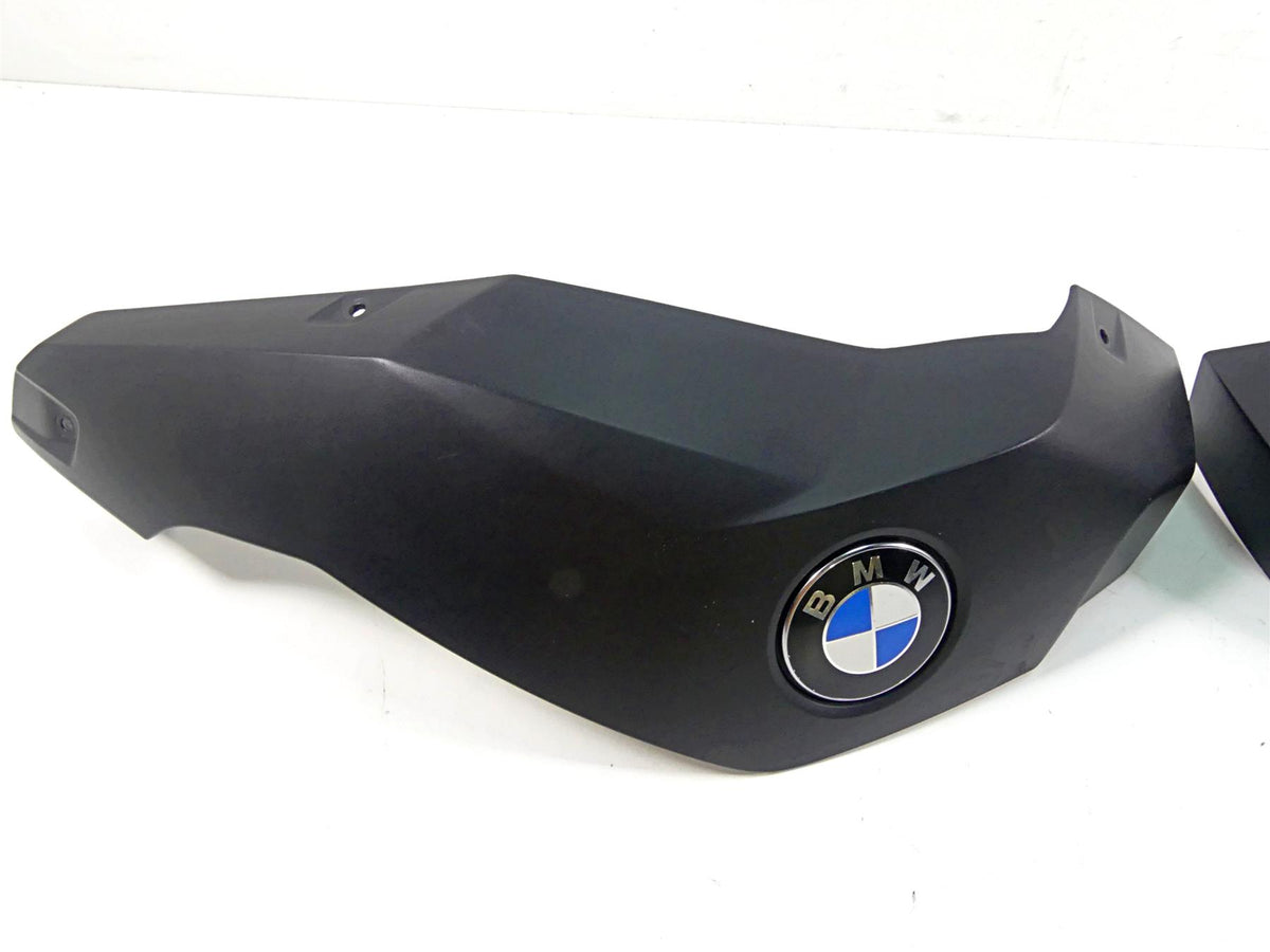 2009 BMW R1200GS K255 Adv Tank Left & Right Side Cover & Emblem Set 46637702715 {{ shop.shopifyCountryName }} - Mototech271