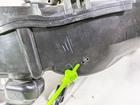 2008 Honda CBR1000RR SC59 Right Upper Air Intake Duct - Read 64330-MFL-672 {{ shop.shopifyCountryName }} - Mototech271