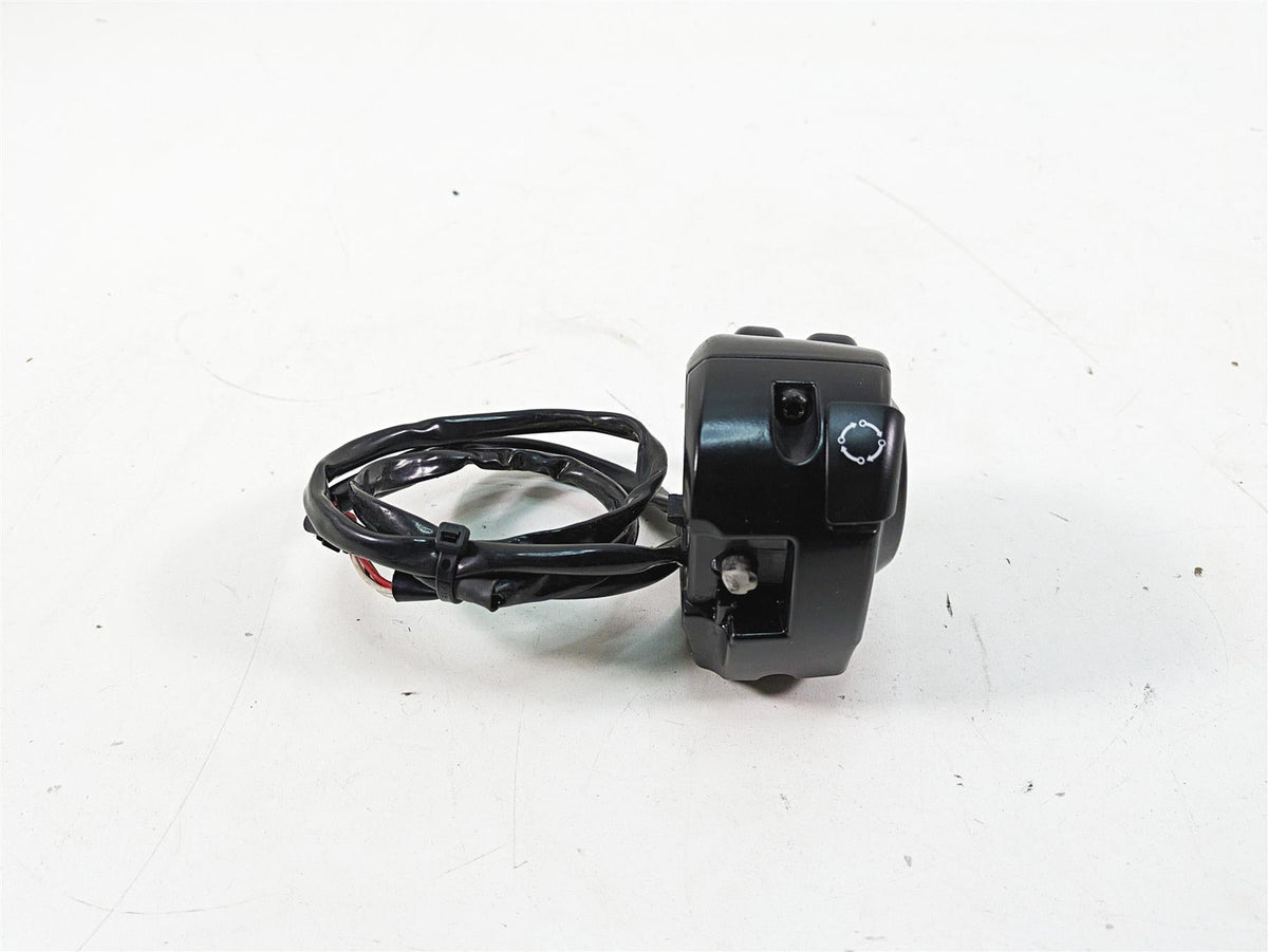 2019 Harley Touring FLHX Street Glide Left Hand Control Switch 71500128B {{ shop.shopifyCountryName }} - Mototech271