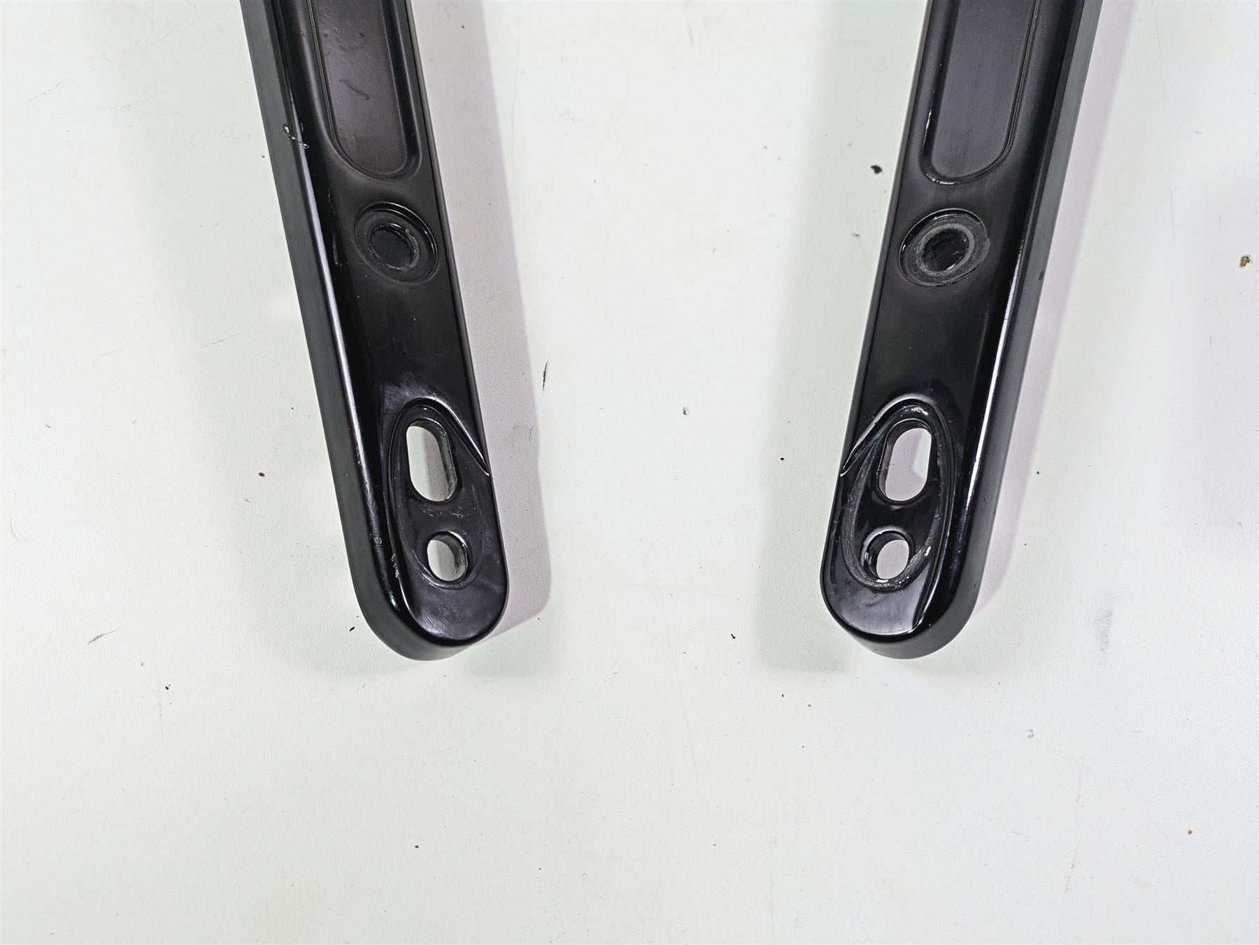 2020 Harley Softail FXST Standard Rear Fender Braces Struts 59500422 59500423 {{ shop.shopifyCountryName }} - Mototech271