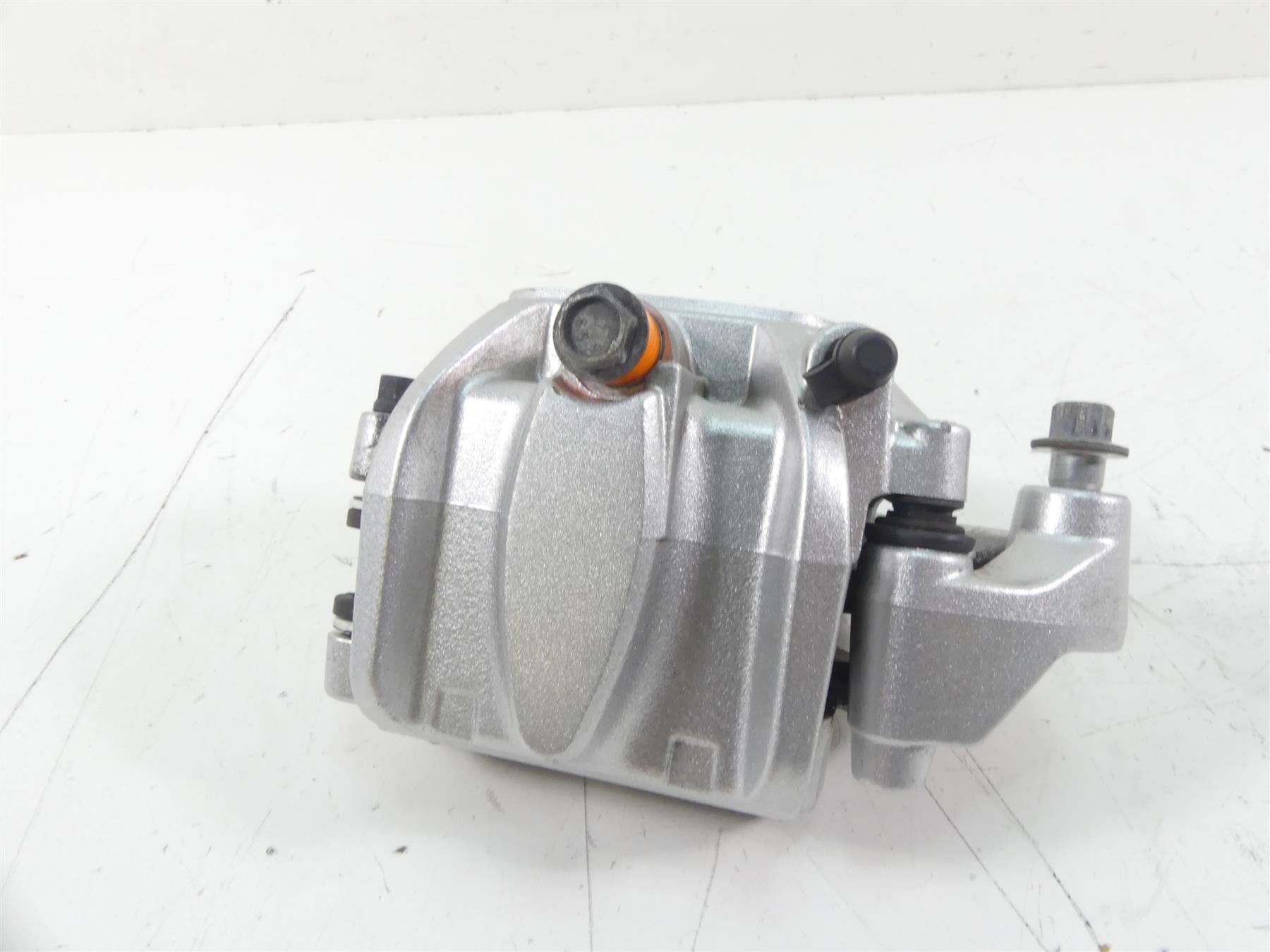 2014 Harley Sportster XL1200 C Front Brake Caliper 41300003 {{ shop.shopifyCountryName }} - Mototech271