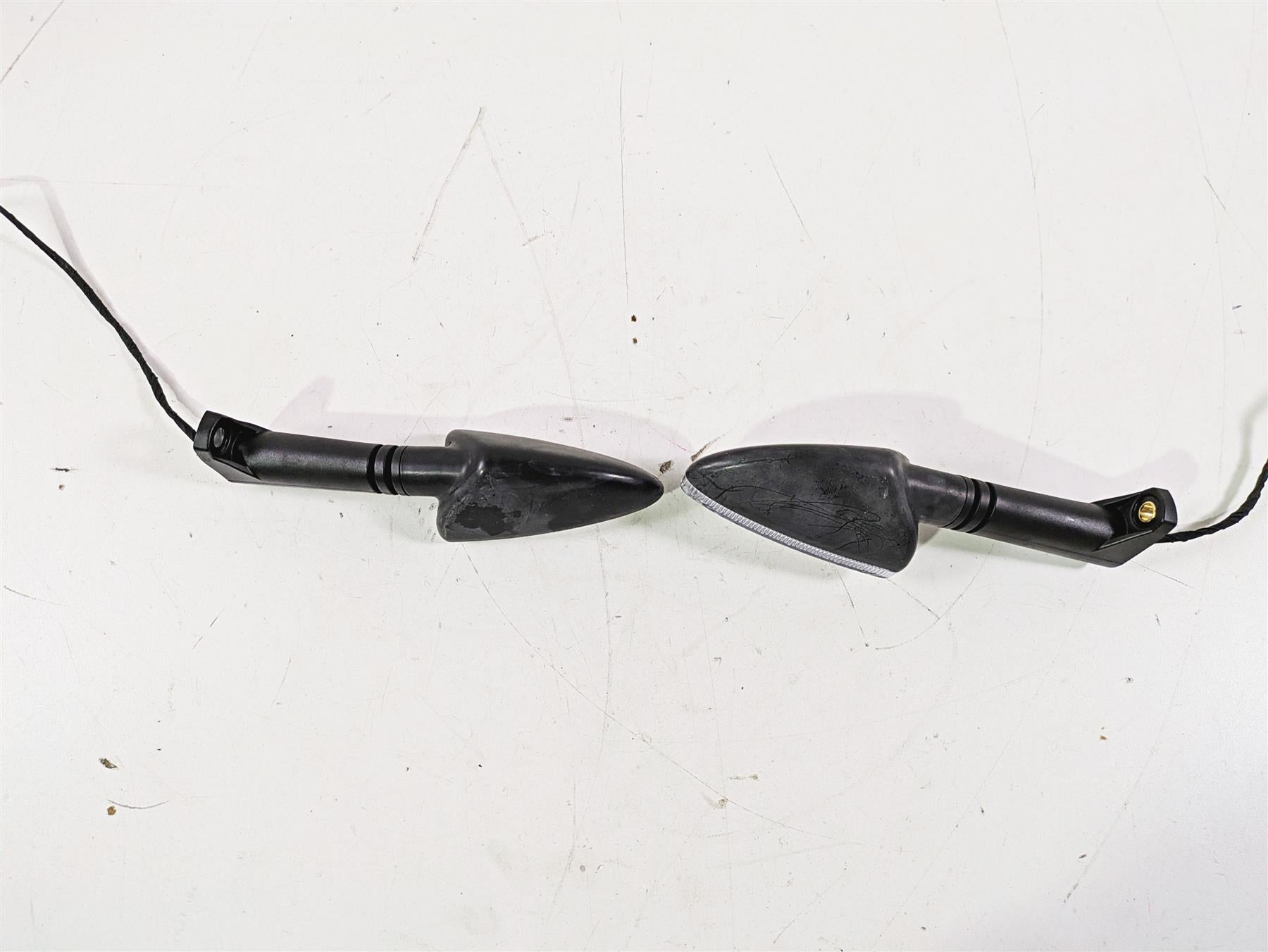 2019 BMW G310GS K02 Front Blinker Turn Signal Set - Read 63138534355 63138534354 {{ shop.shopifyCountryName }} - Mototech271