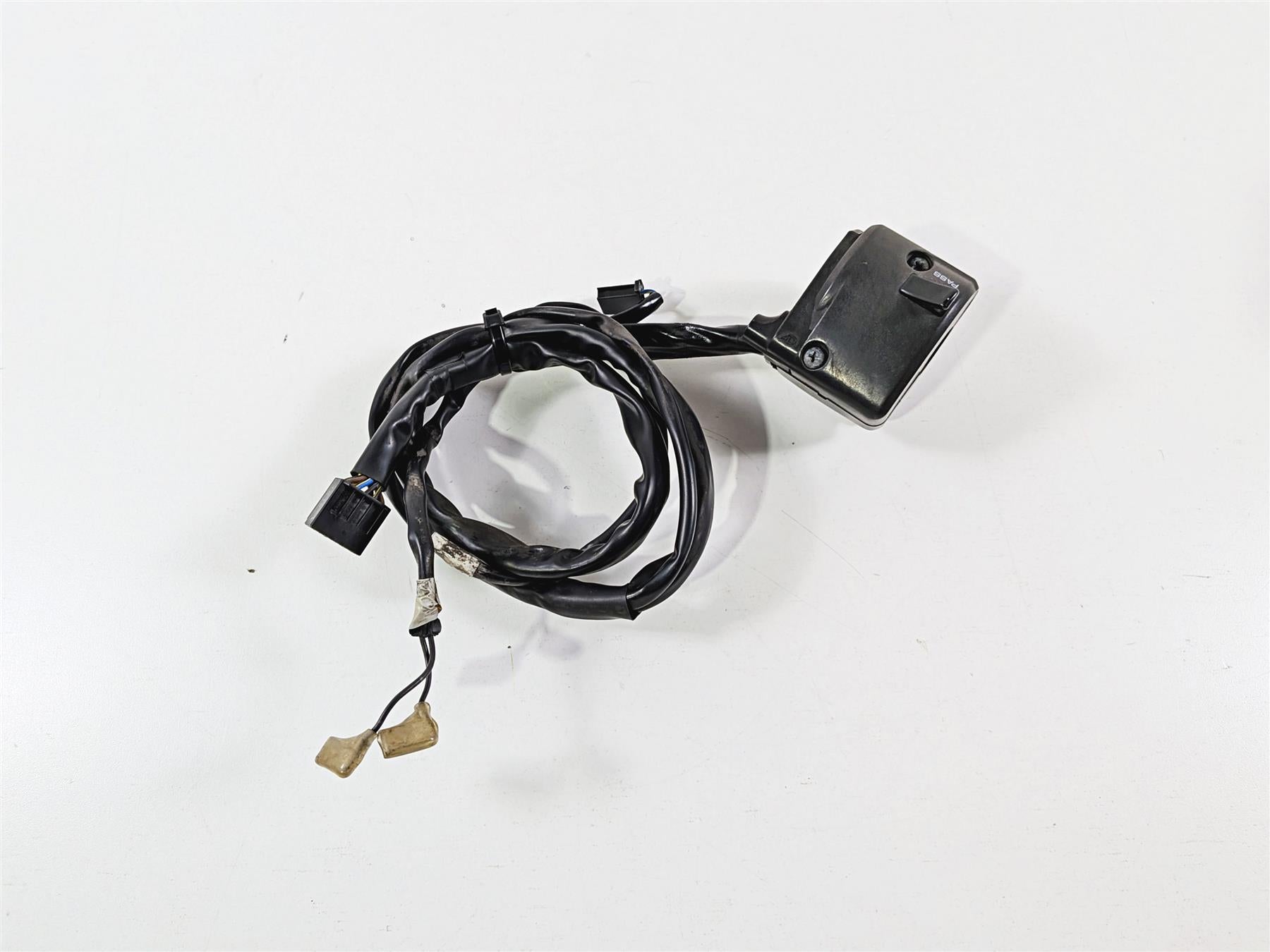 2012 Yamaha XT1200 Super Tenere Clean Left Hand Control Switch 23P-83973-10-00 {{ shop.shopifyCountryName }} - Mototech271