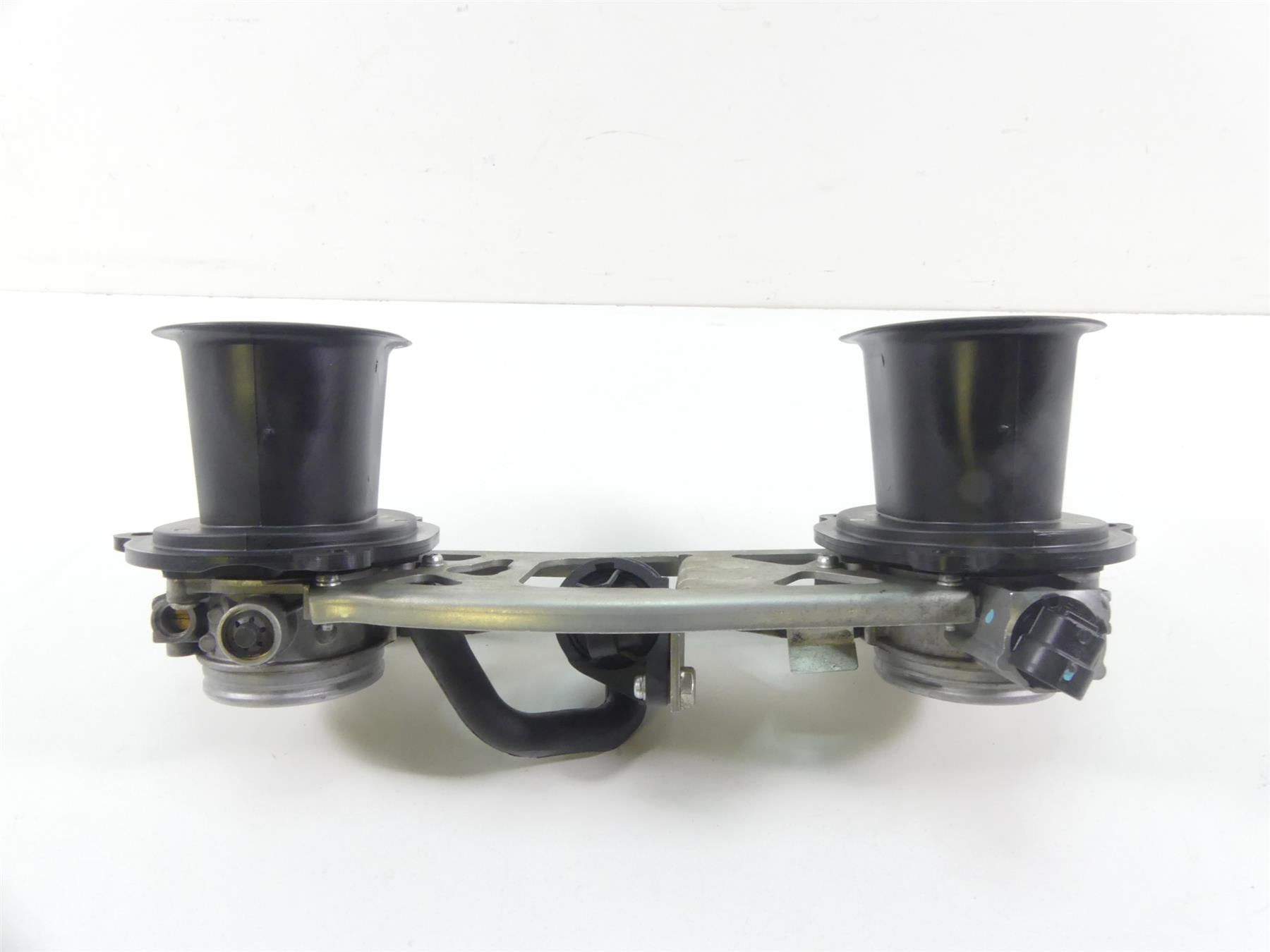 2010 Ducati Streetfighter 1098 S Throttle Body Bodies Fuel Injectors 28240791B {{ shop.shopifyCountryName }} - Mototech271