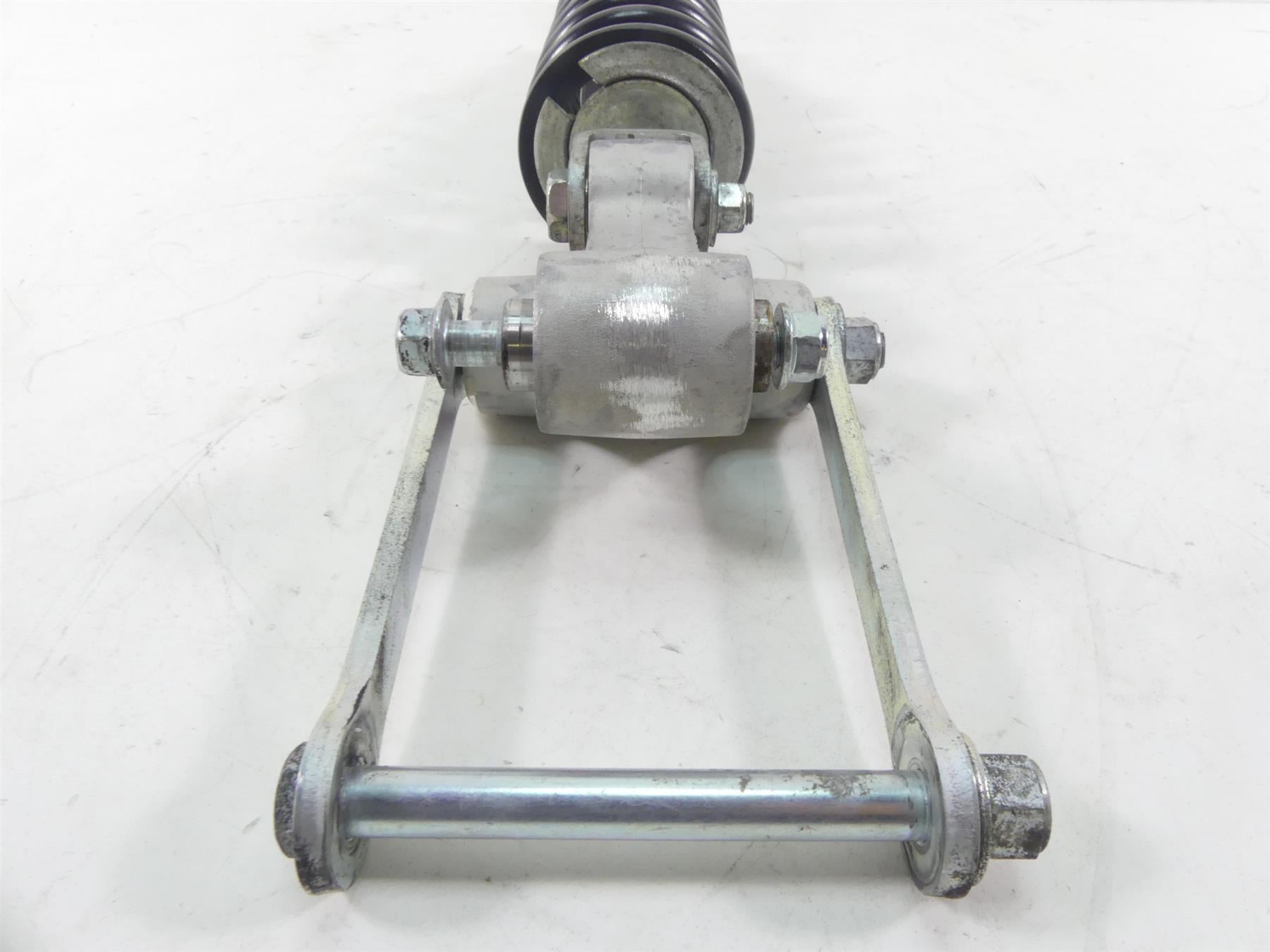 2007 Yamaha XVS1300 V-Star Rear Suspension Damper Shock 3D8-22210-20-00 {{ shop.shopifyCountryName }} - Mototech271