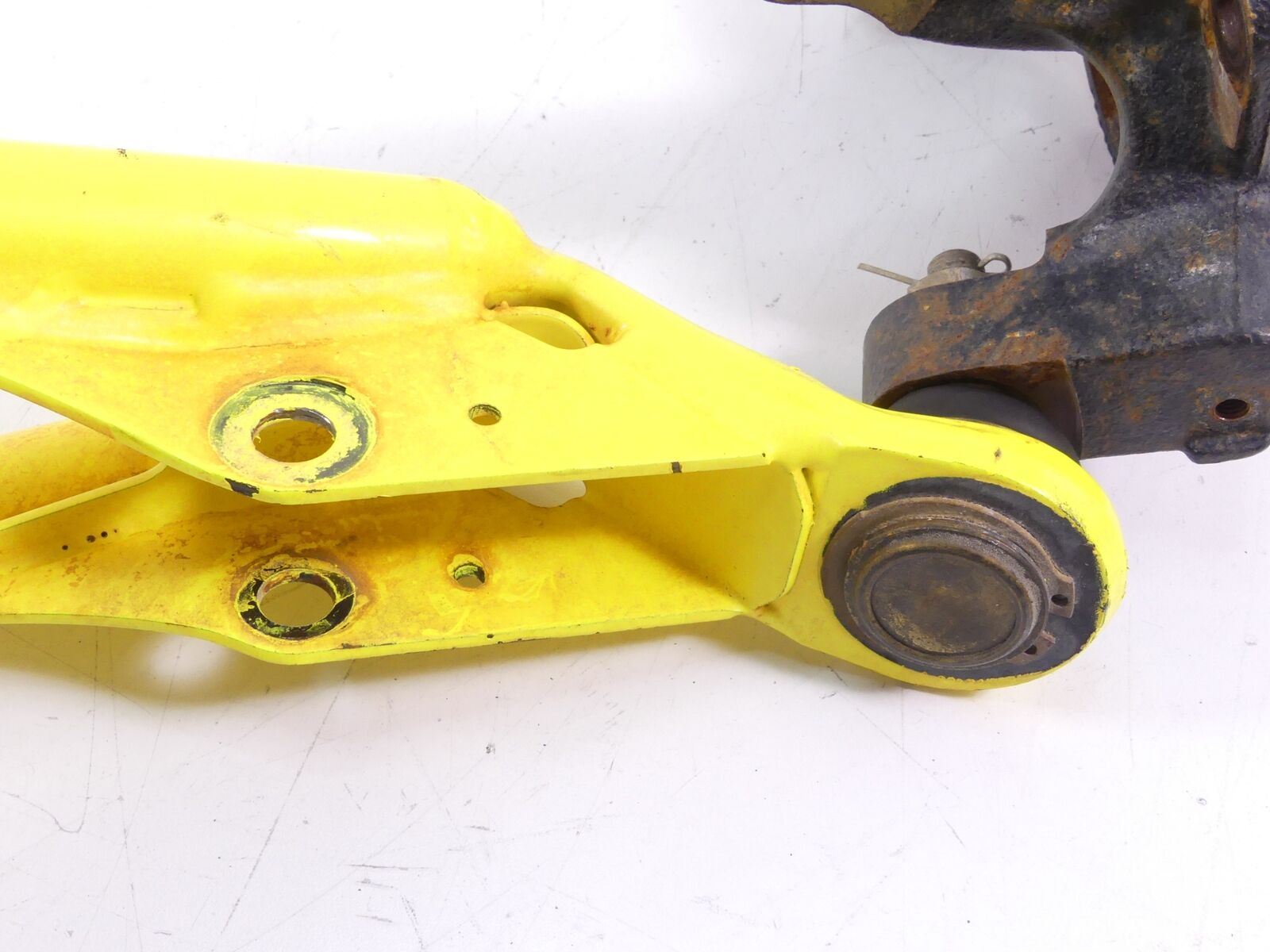 2018 Can-Am Maverick 1000R XMR Front Left Upper Control Arm & Spindle 706202935 {{ shop.shopifyCountryName }} - Mototech271
